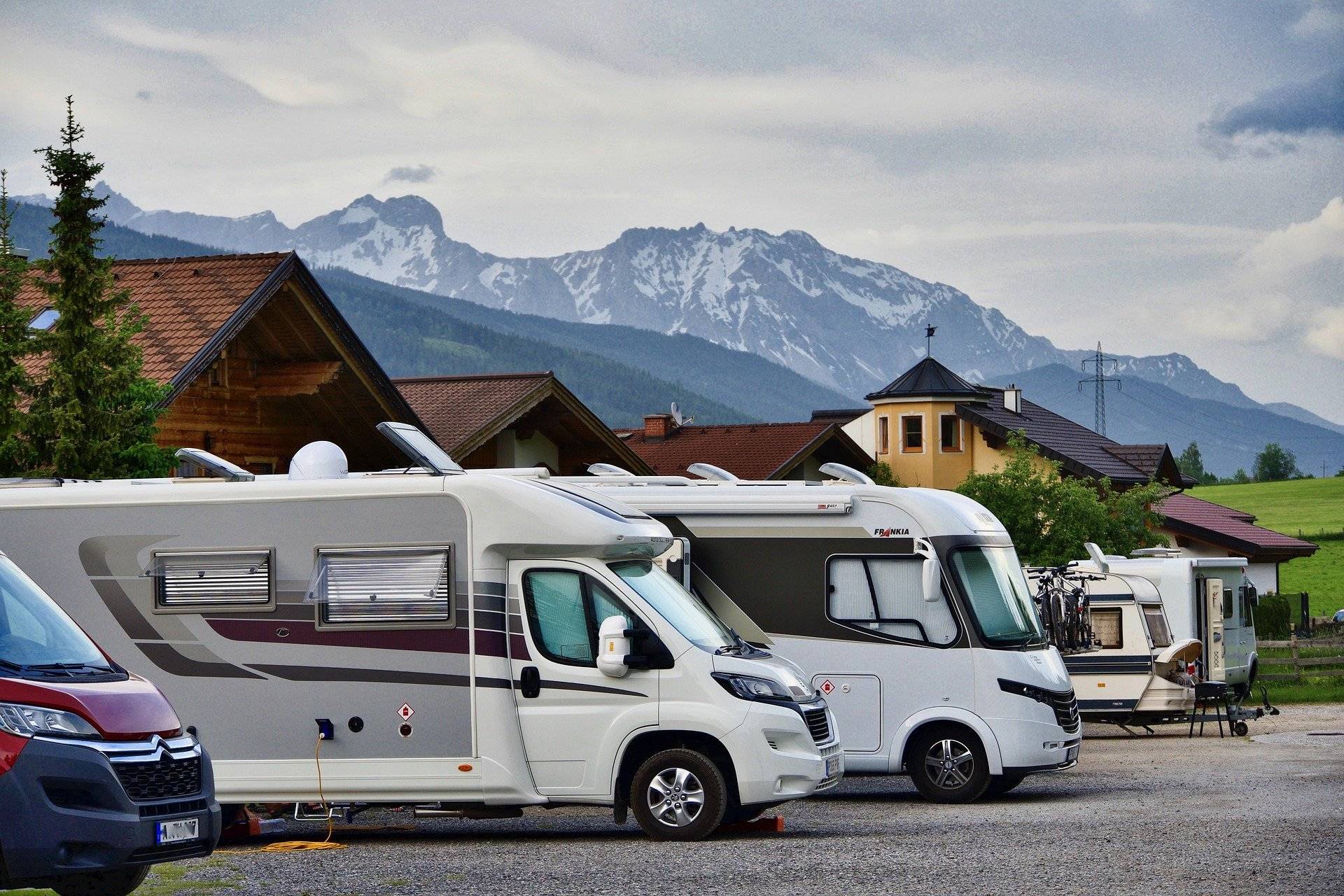 camping-5099382_1920
