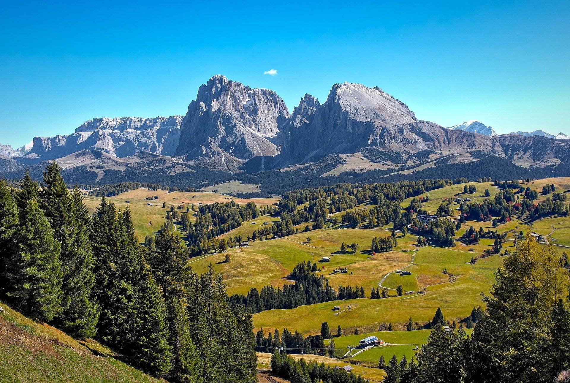 mountains-7305769_1920