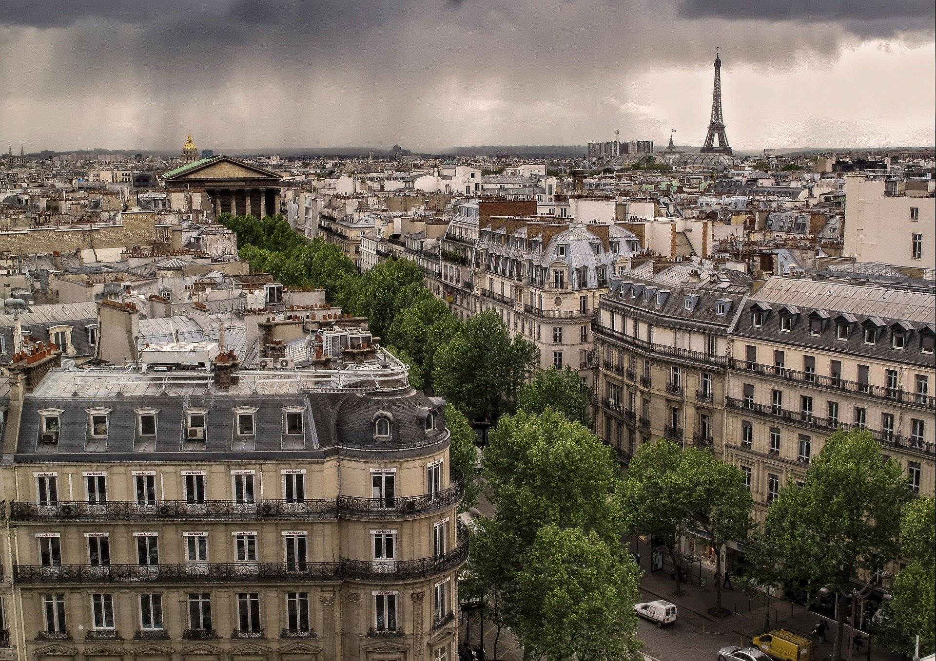 paris-6803796_1920