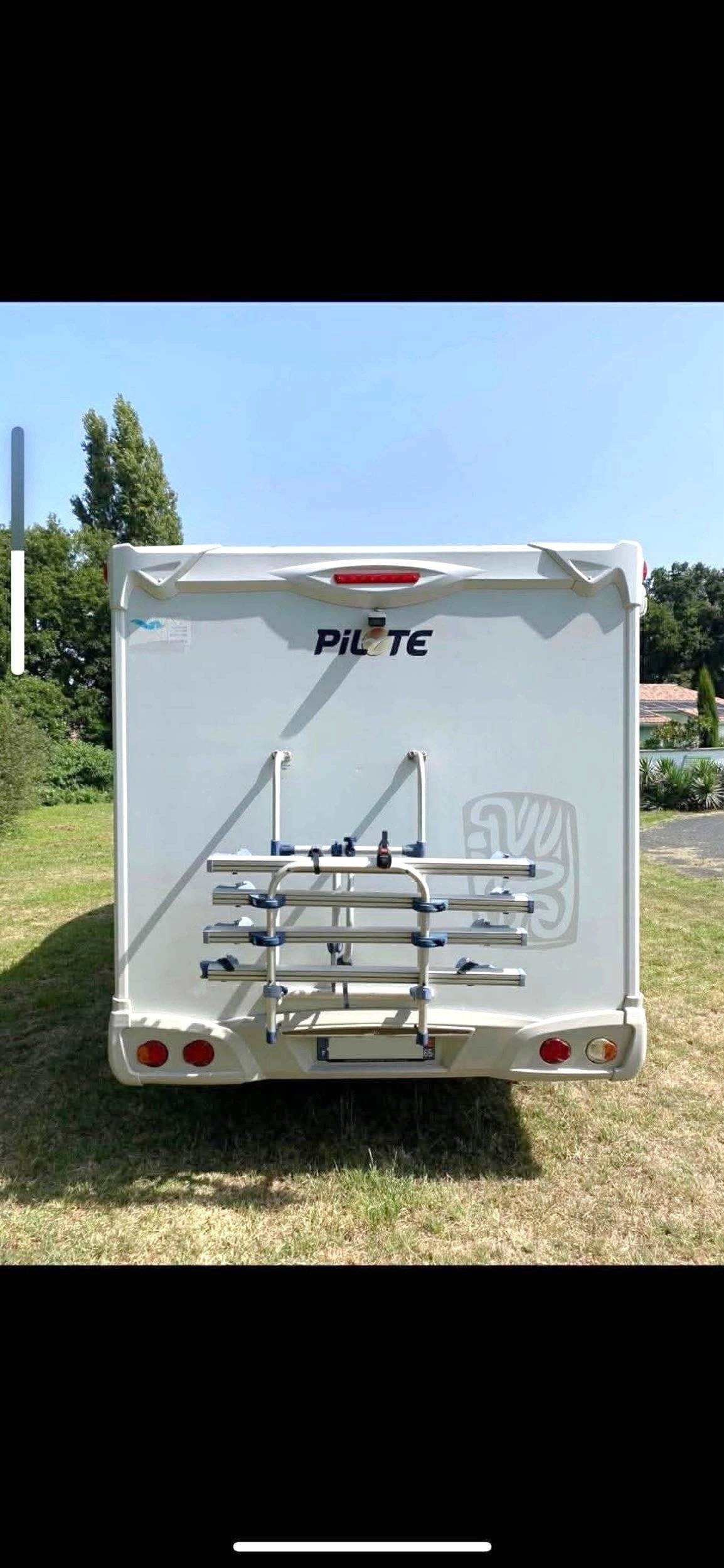 Pilote Aventura 707