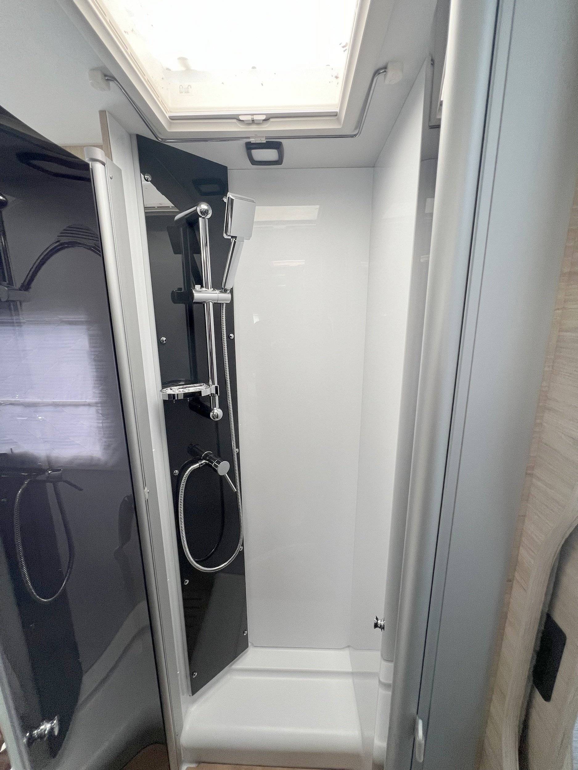 Chausson FIRST LINE 648