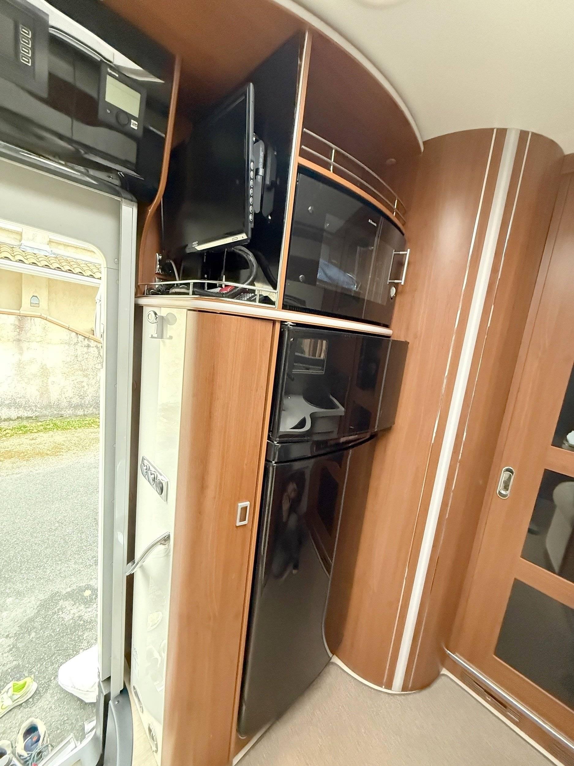 Mobilvetta mobilvetta kline yacht mh85