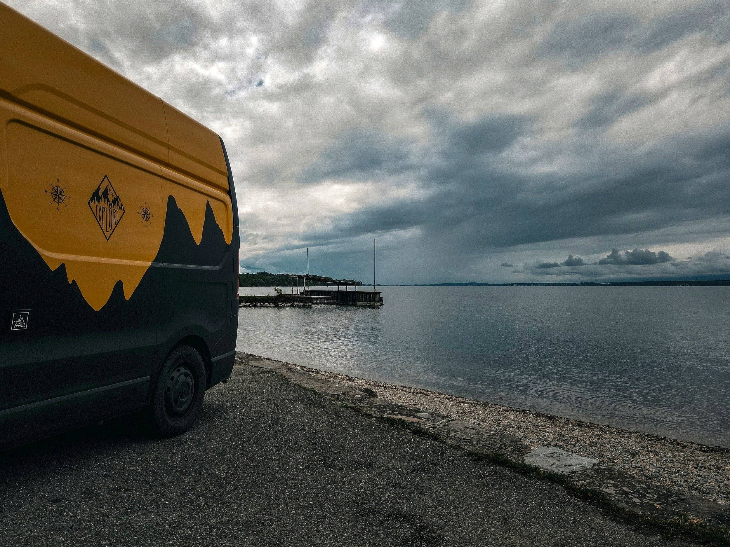 VanRoadEvasion  RENAULT TRAFIC