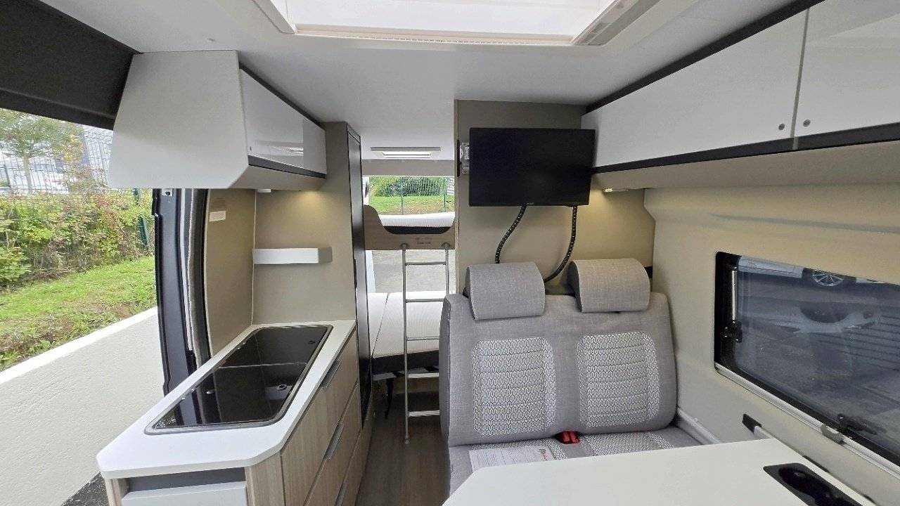 Adria Adria Twin PLUS 600 SPB Family