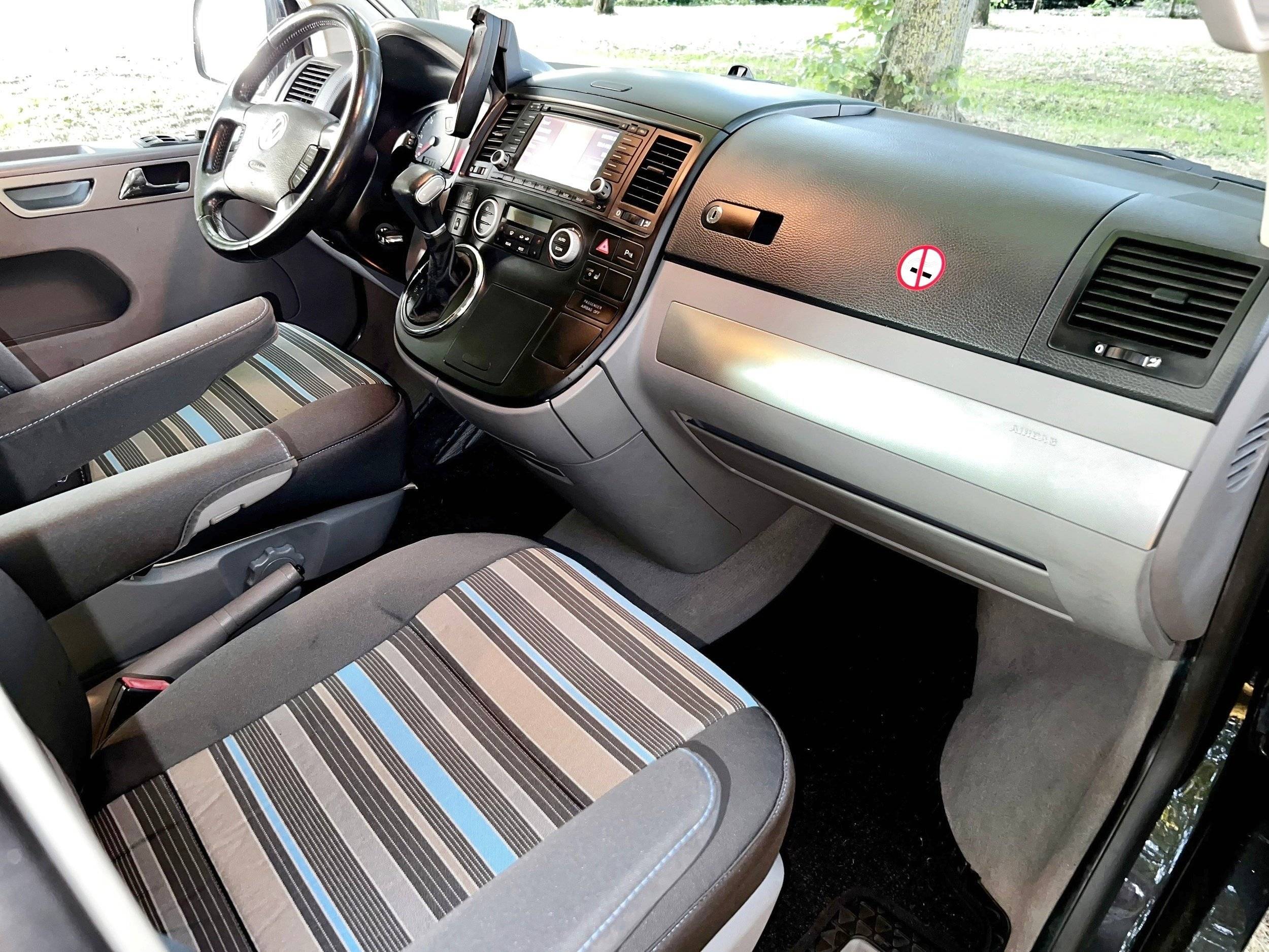 Volkswagen T5 California