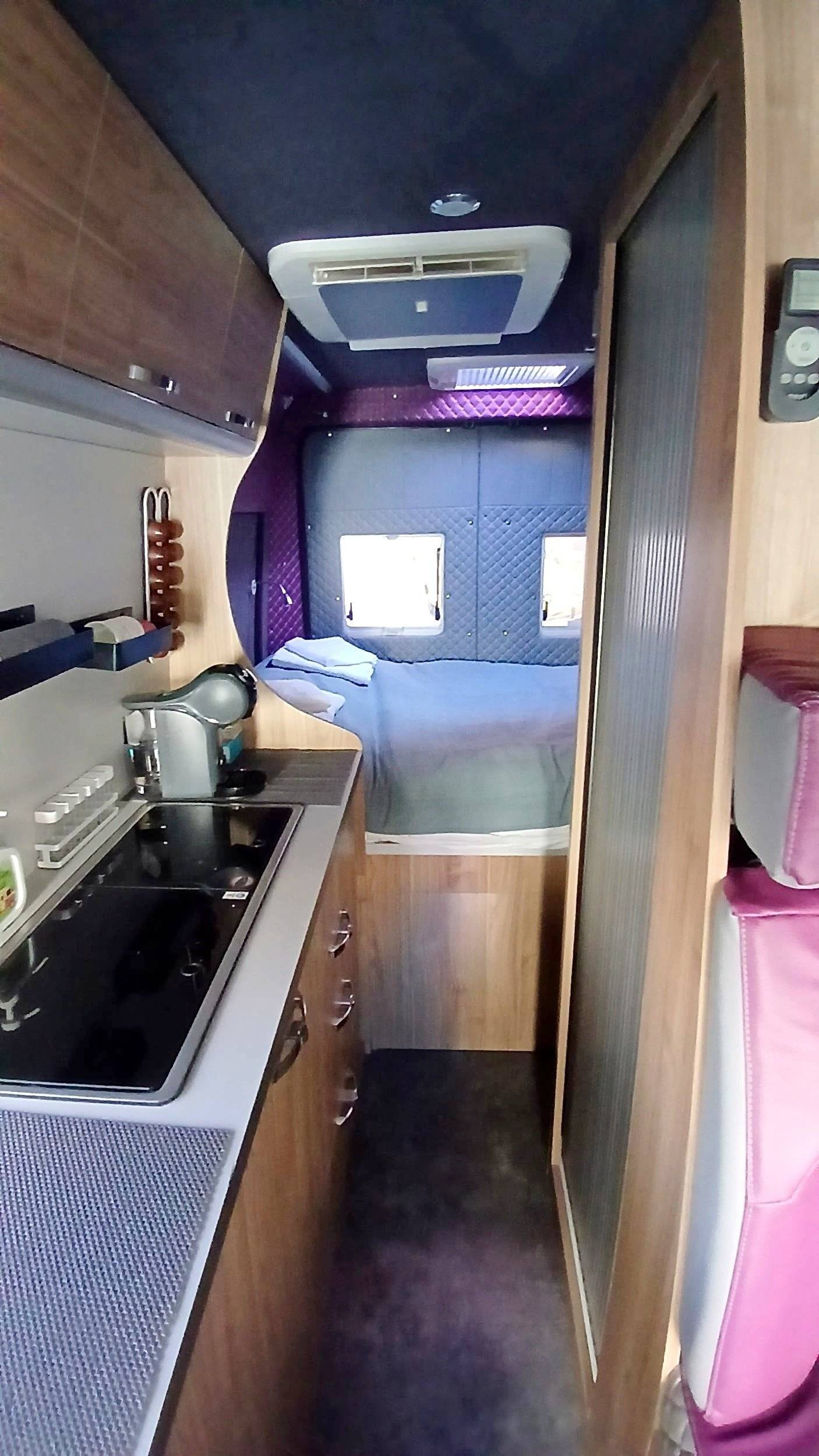 Camper Track DUCATO CAMPER VAN