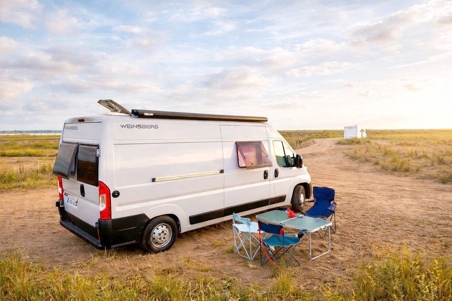 Vista del vehicle angle davanter Fiat Fiat ducato - Yescapa