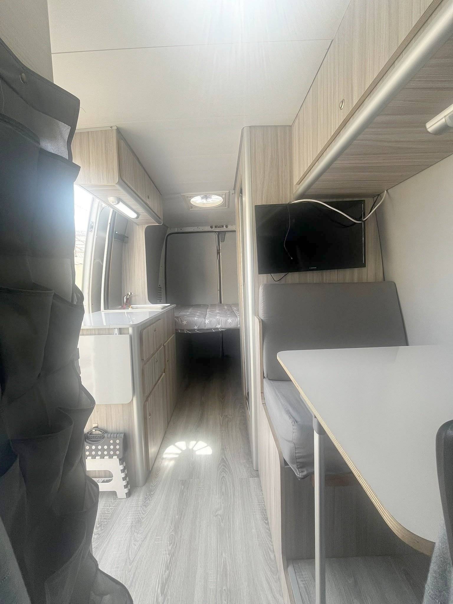 Camper Track Furgon
