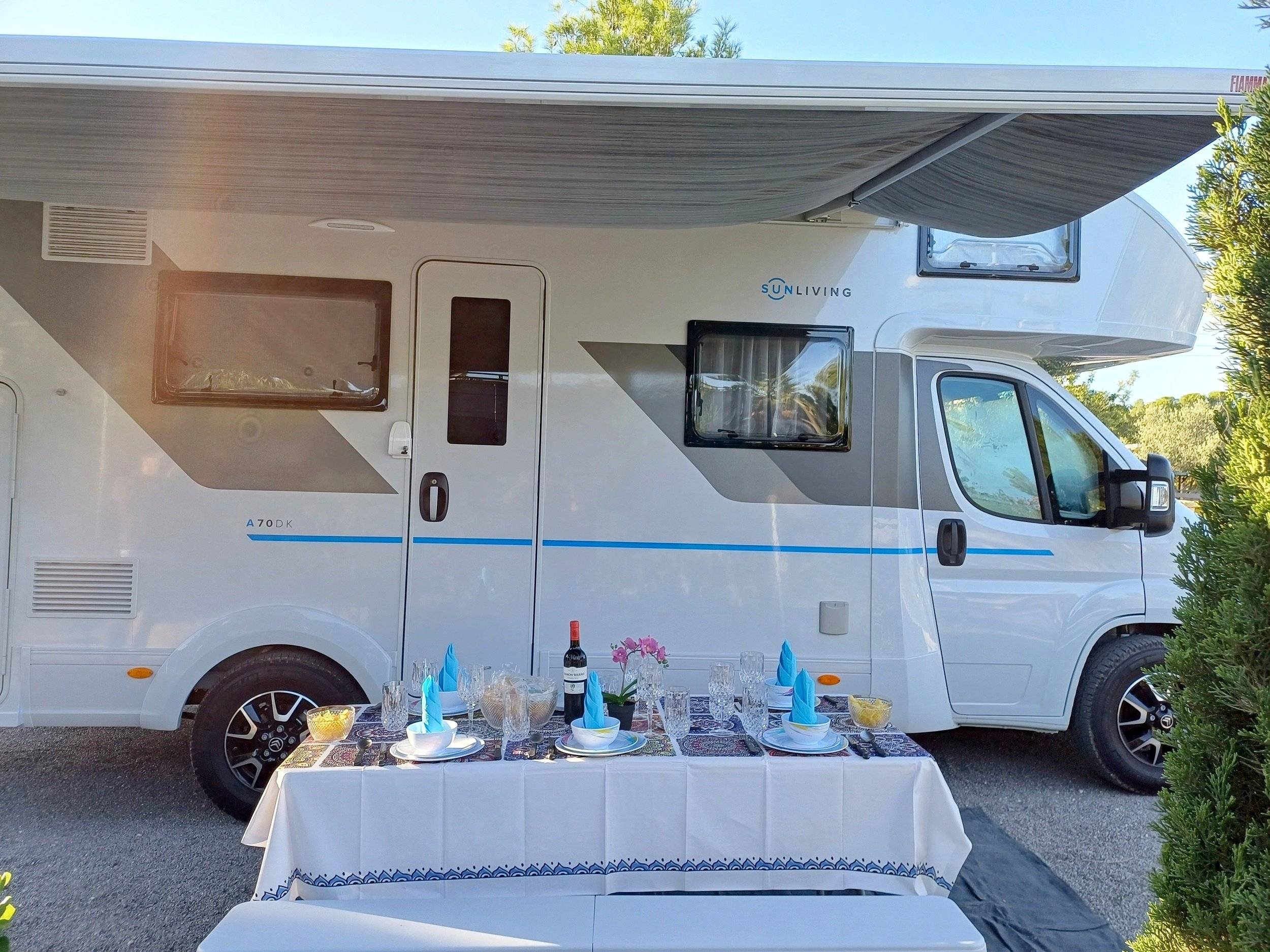 Adria Sun Living A Series A 70 DK