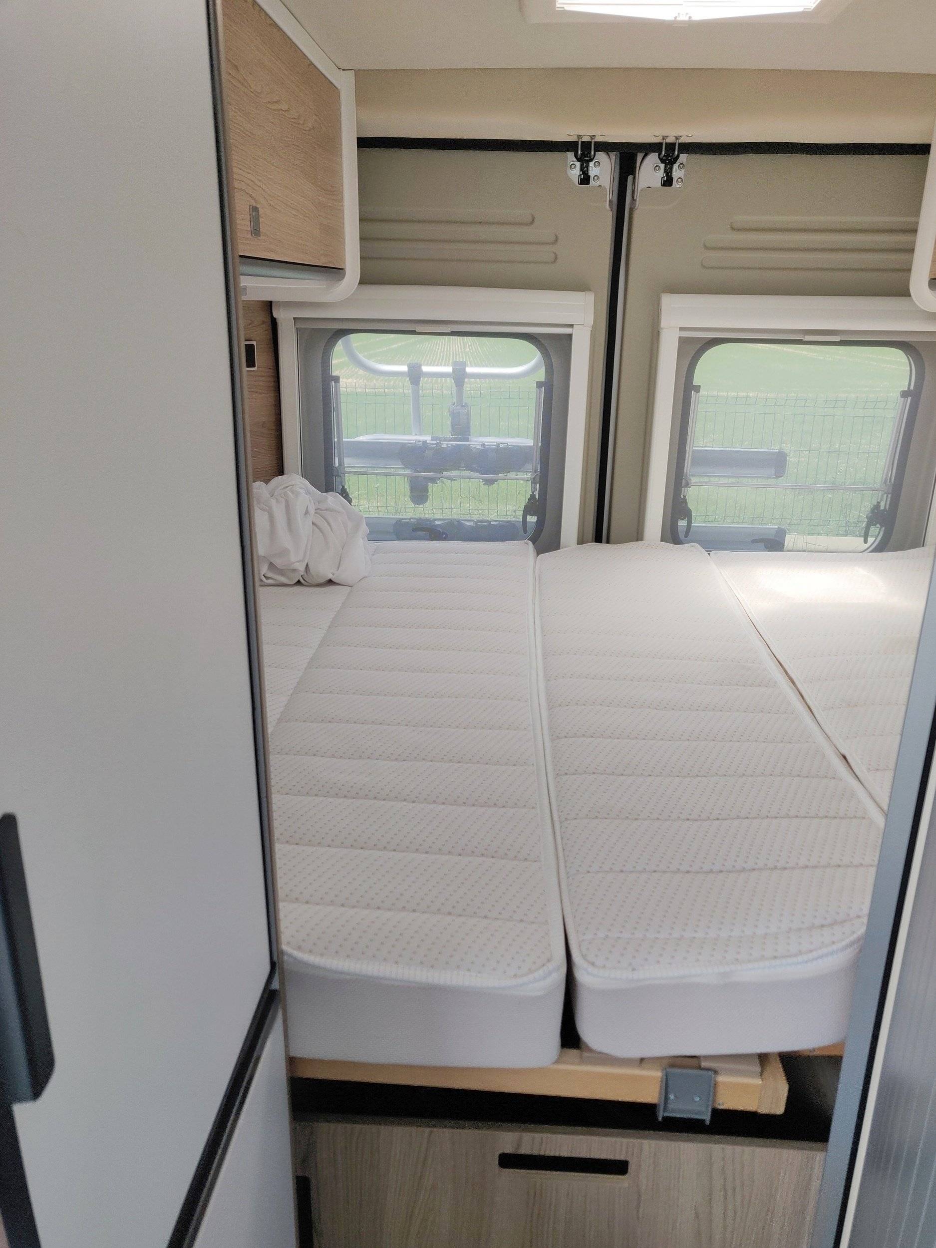 Sunlight Sunlight Cliff Adventure