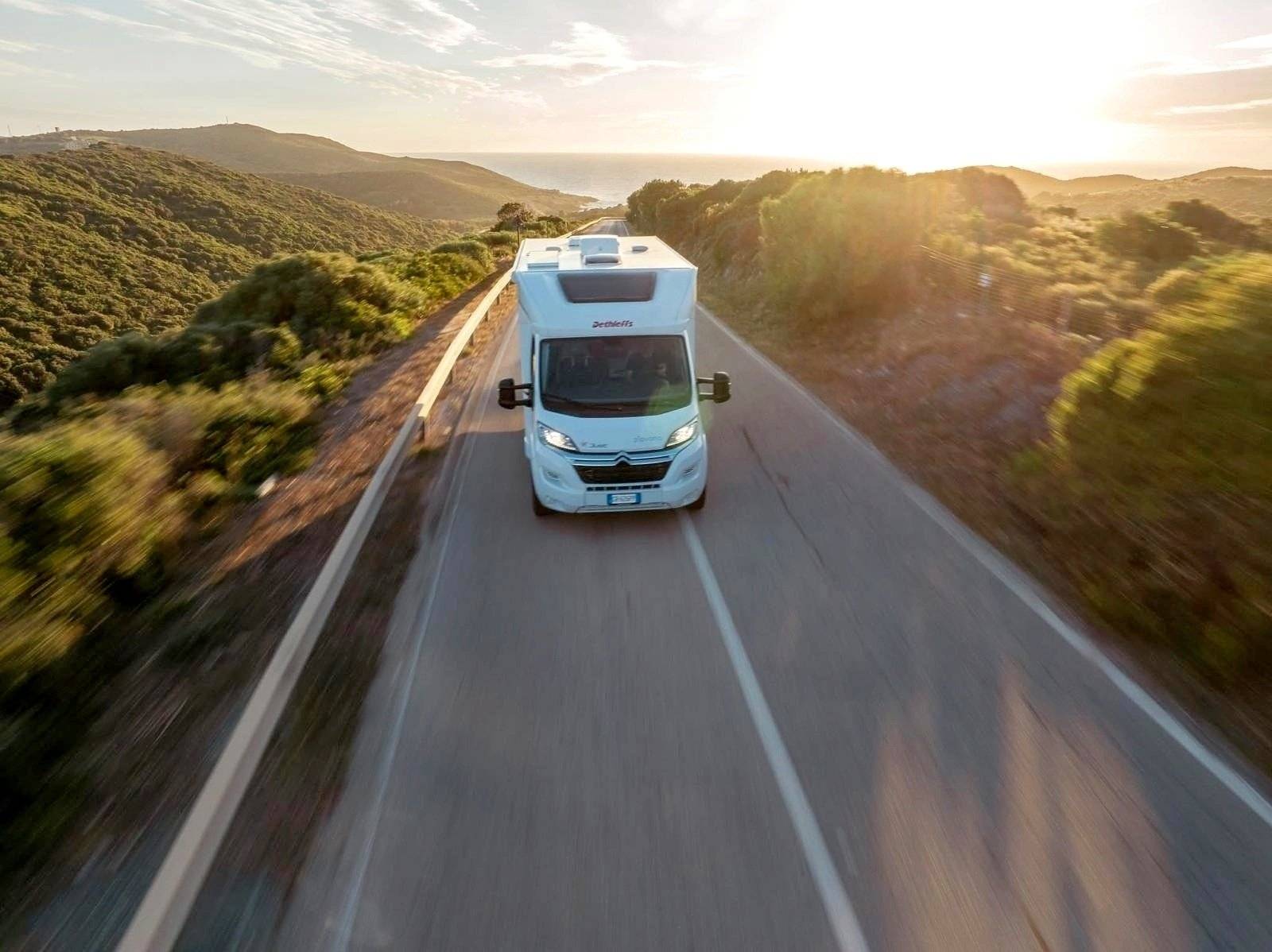 Dethleffs Just T - 7052 DBM