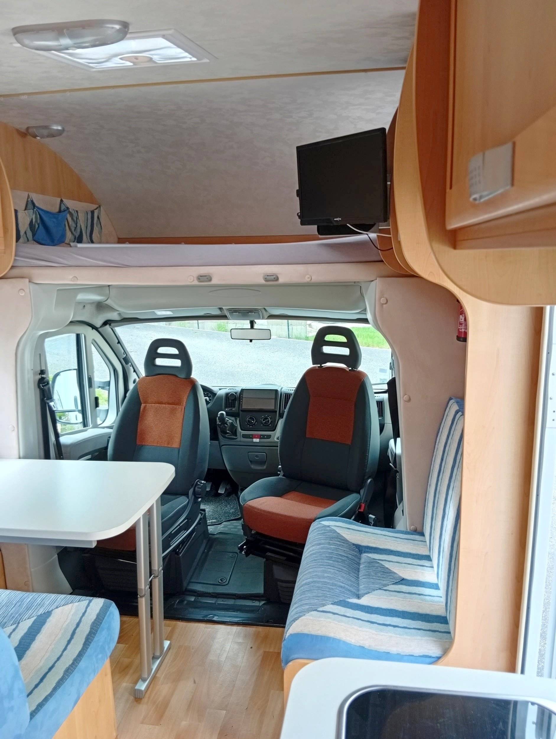 Menjador Fiat Ducato 2,3 l Multijet 130 ch. - Yescapa