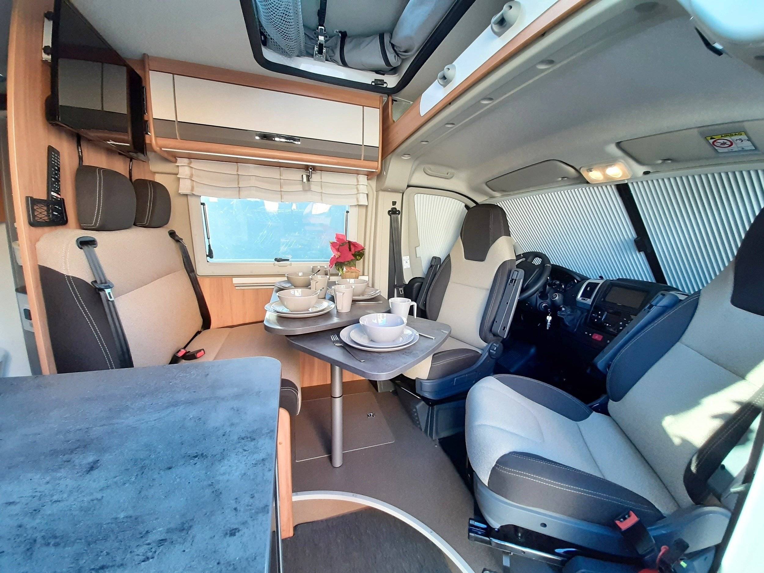 Pössl Summit 600 Plus