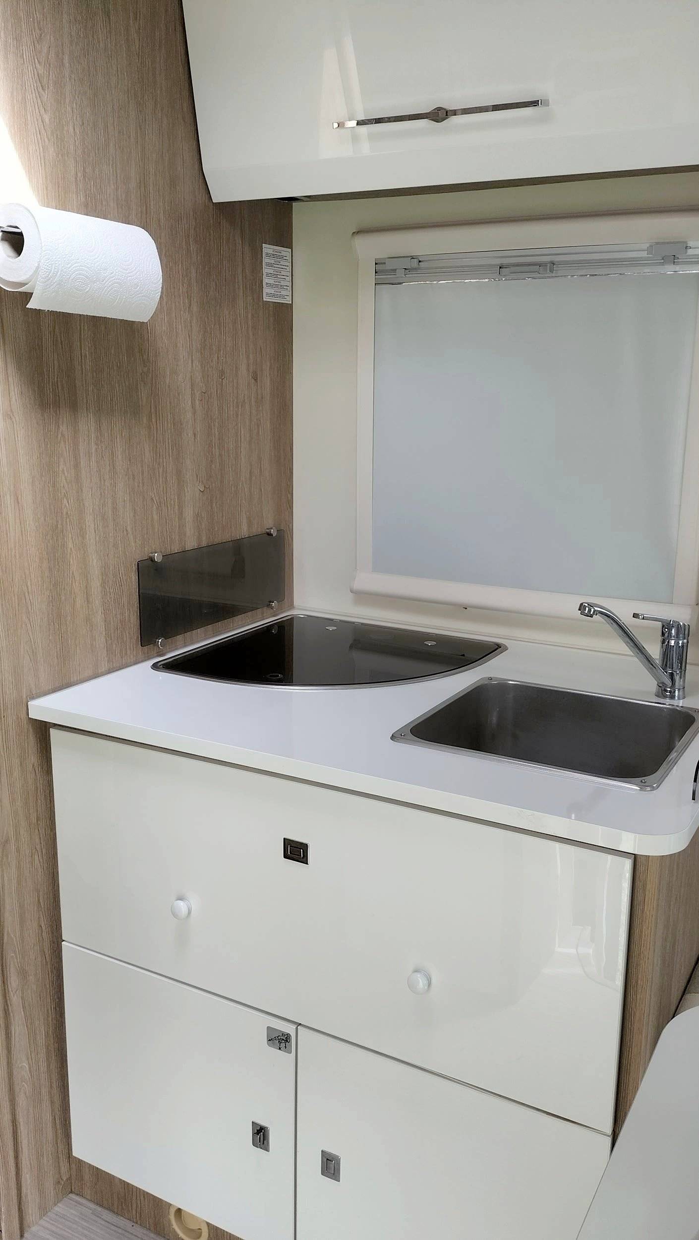 Kitchen Fiat Ducato 2,3L  140 CV - Yescapa