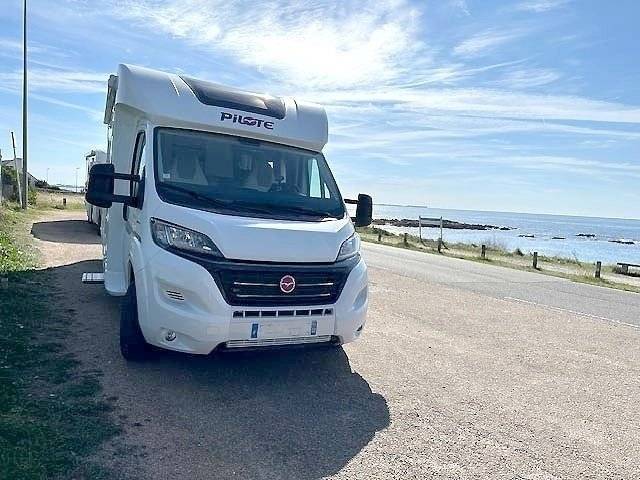 Pilote PILOTE Essentiel P706 C