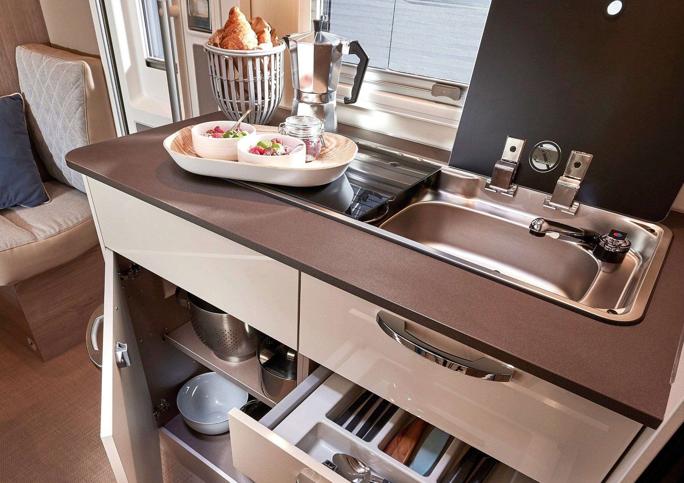 Bürstner Linéo T690