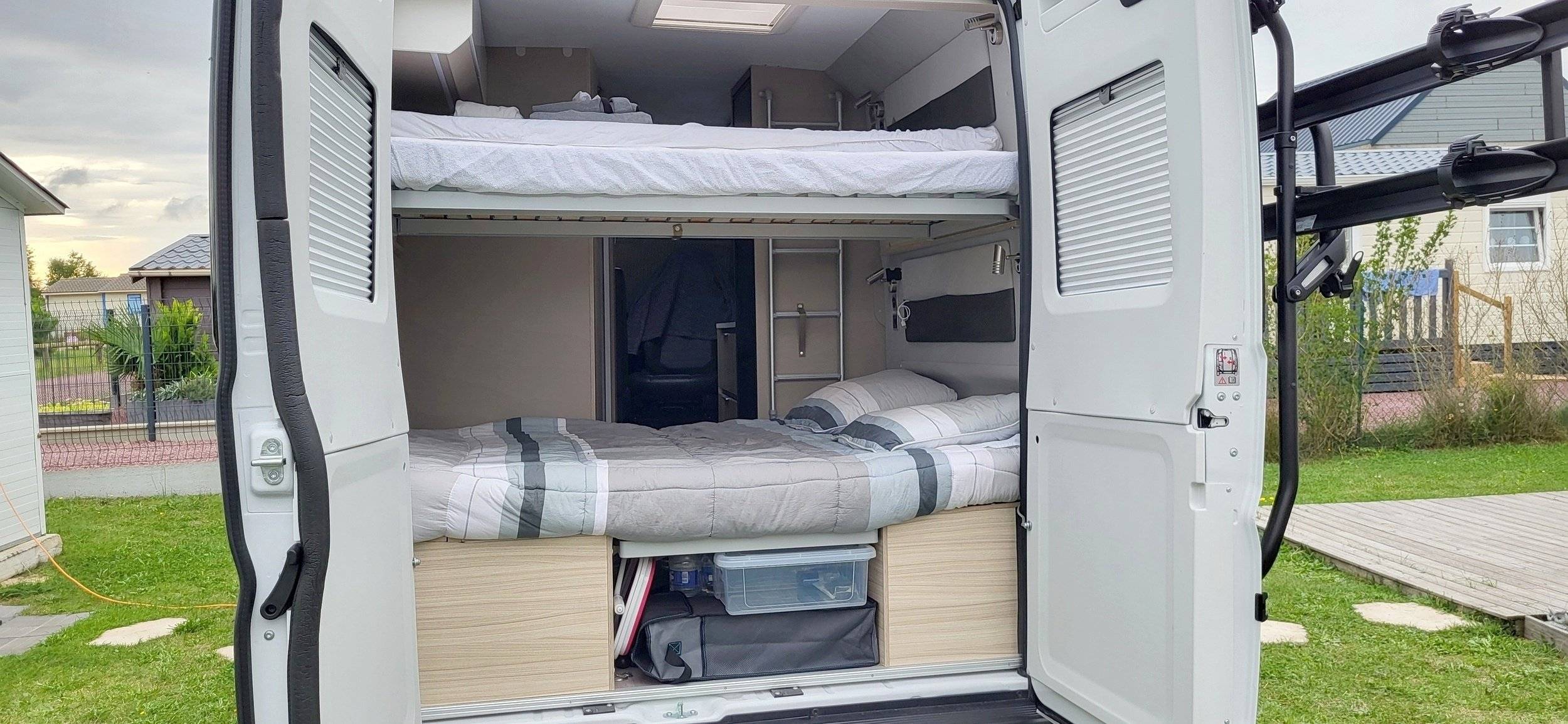 Adria Adria Twin PLUS 600 SPB Family