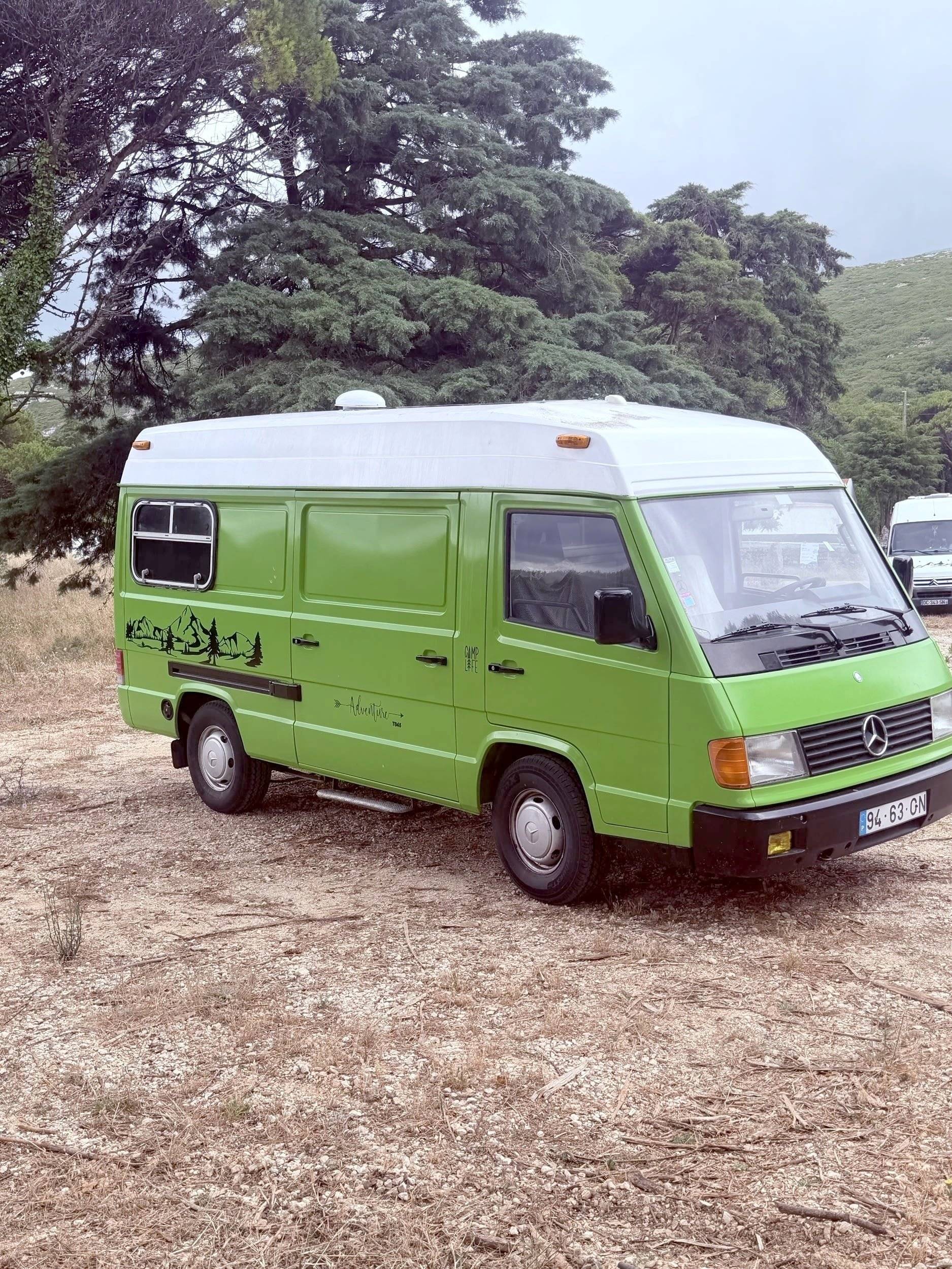 Mercedes MB 100 D