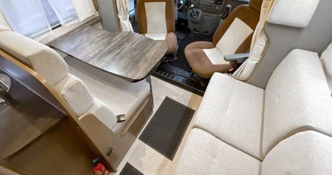 Challenger Transit 2,2l TDCi 140 ch.