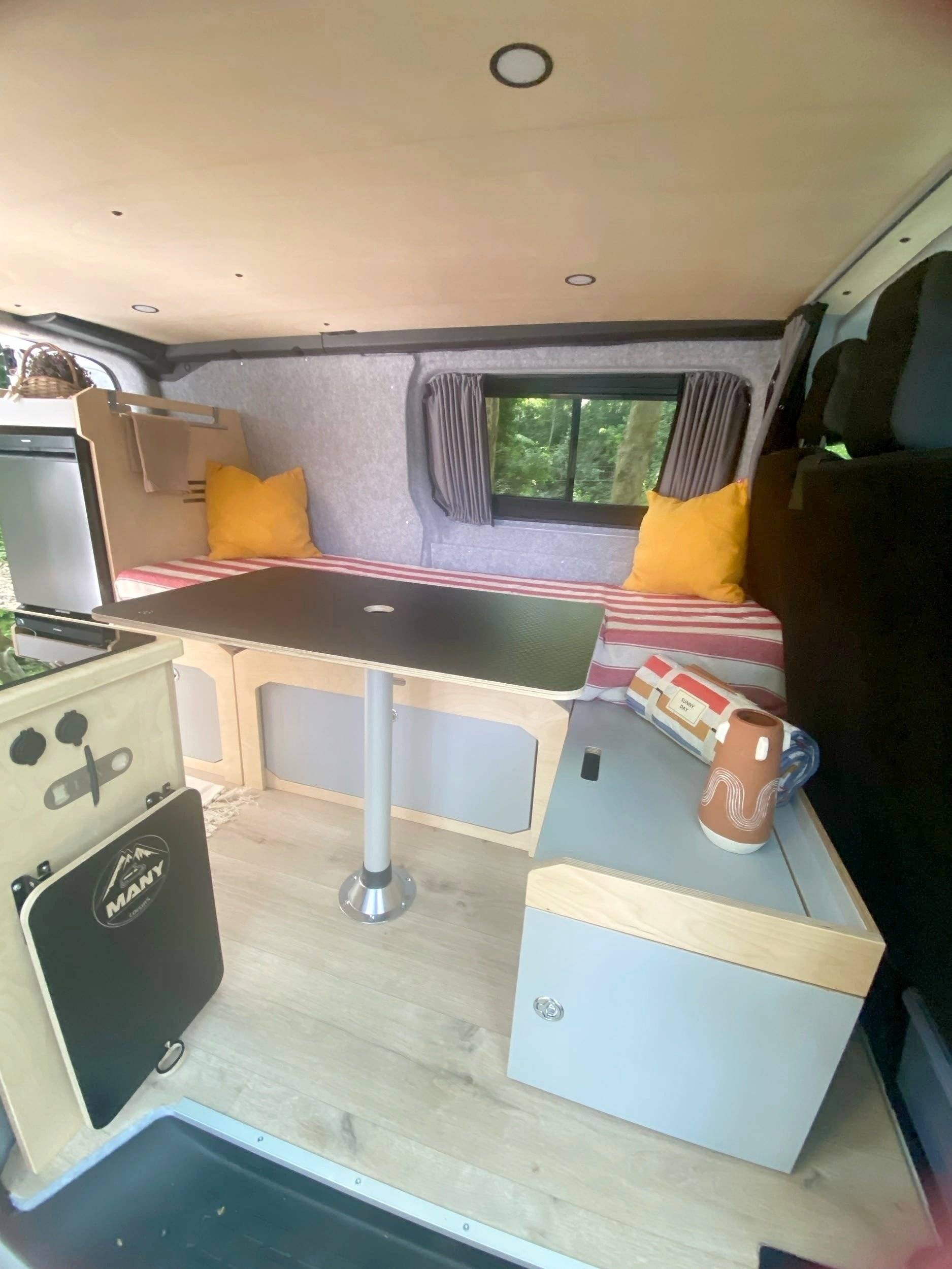 Peugeot Expert 180 ch eat8