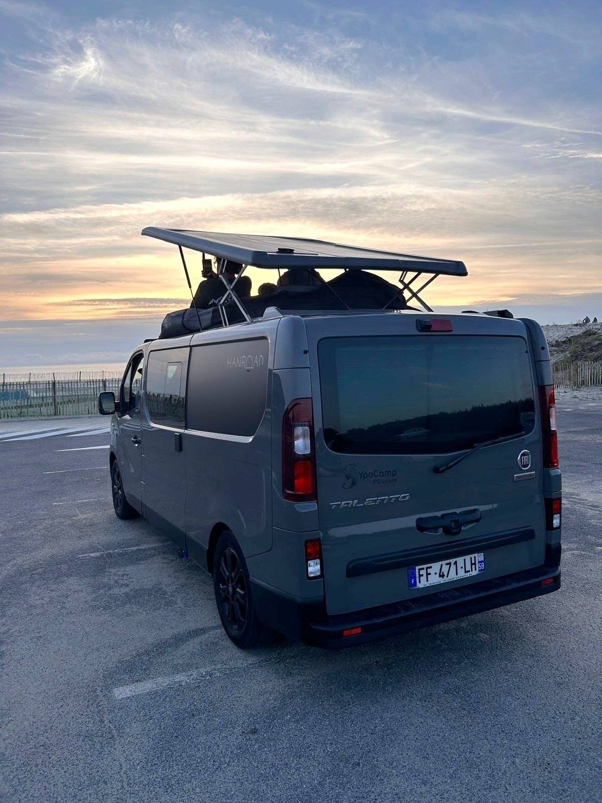 Vista del vehículo ángulo delantero Fiat Talento 1,6 l 120 ch - Yescapa