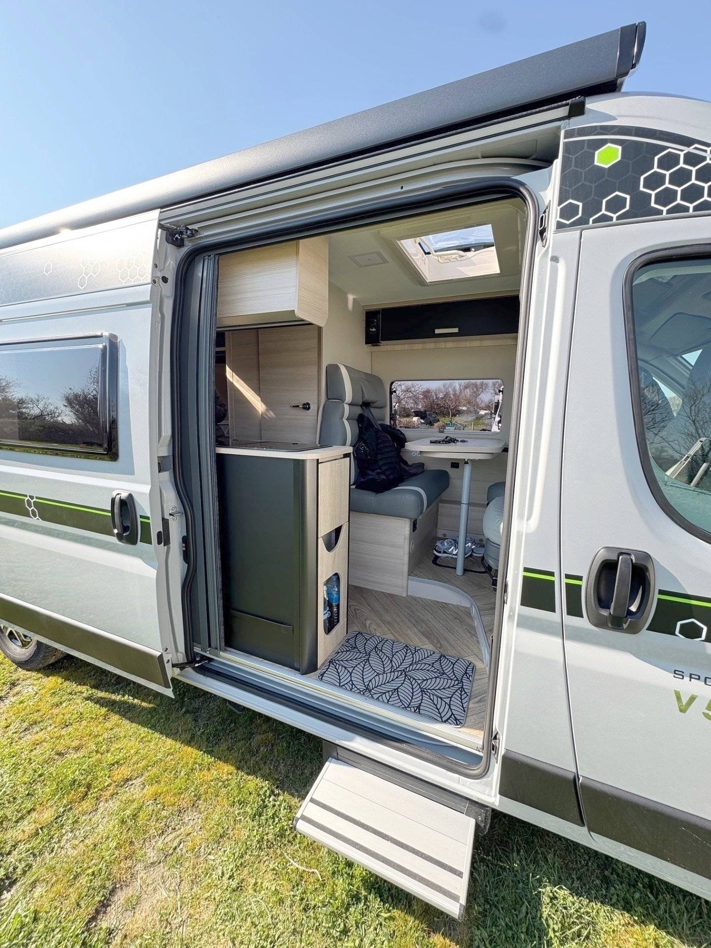 Chausson V594