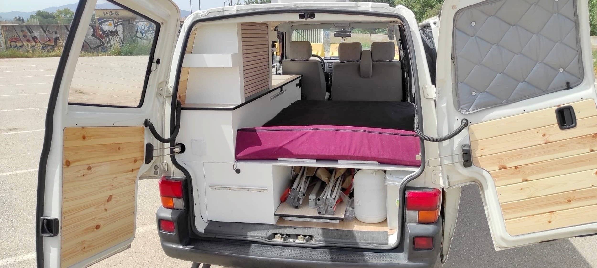 Letti Volkswagen Volkswagen Transporter - Yescapa