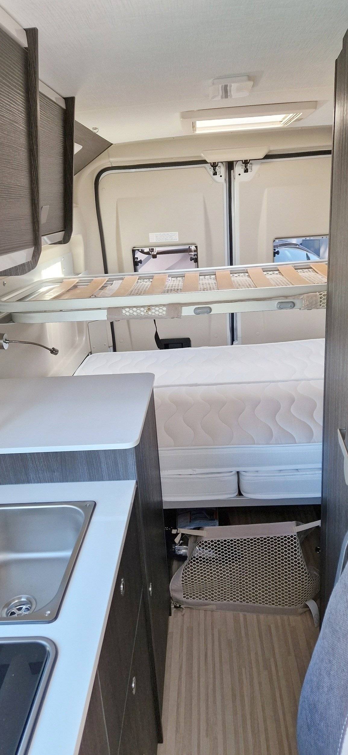 Benimar Benivan 120 up