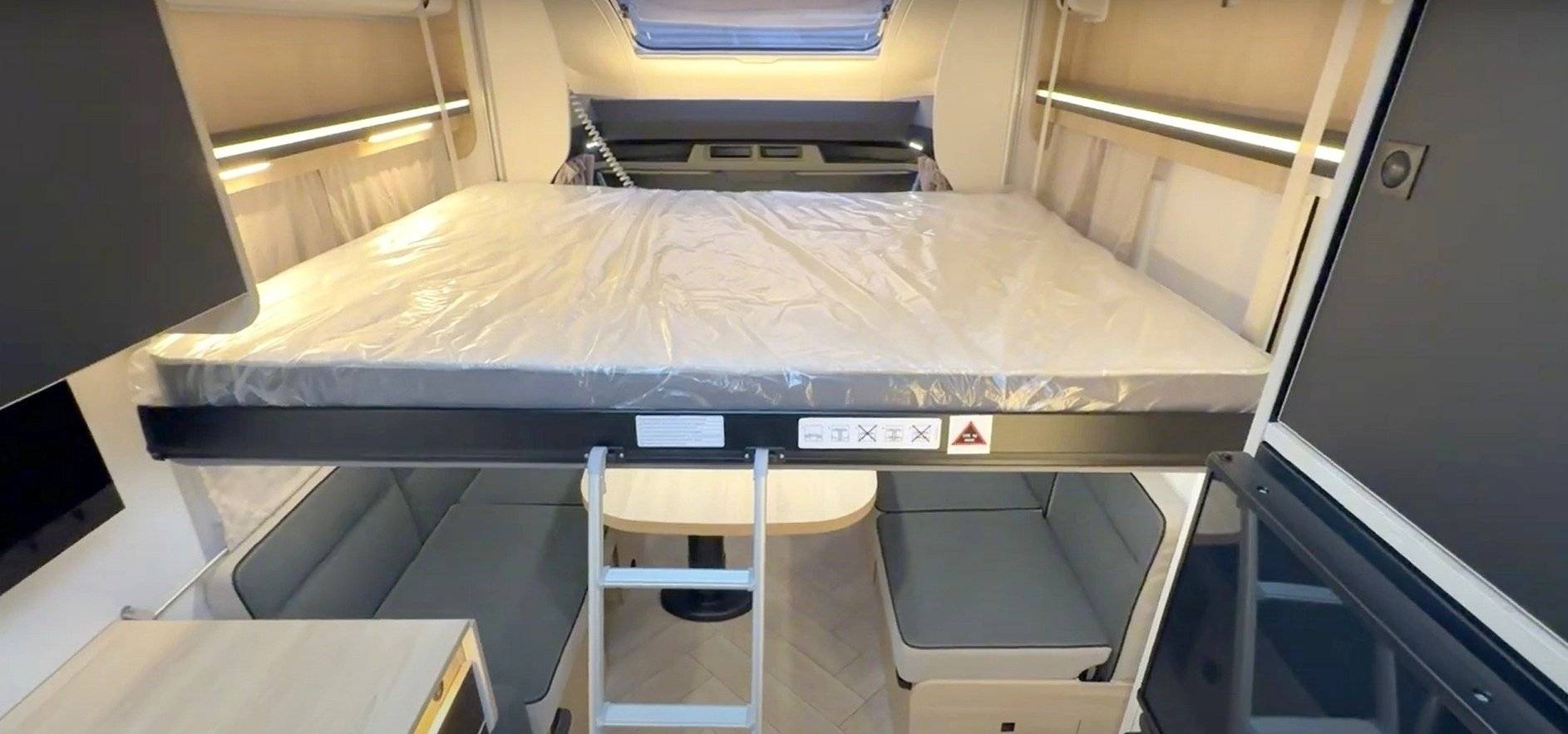 Couchages Ford Transit 2.0 | 165 PS - Yescapa