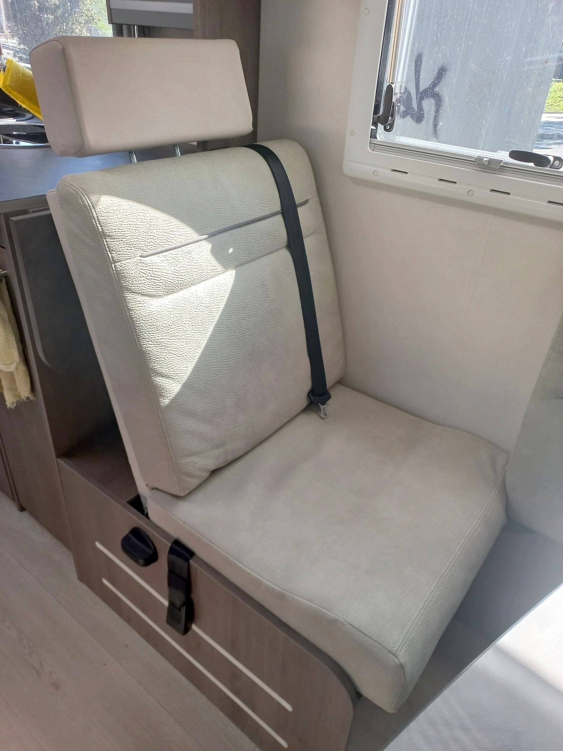 Chausson 640 TITANIUM