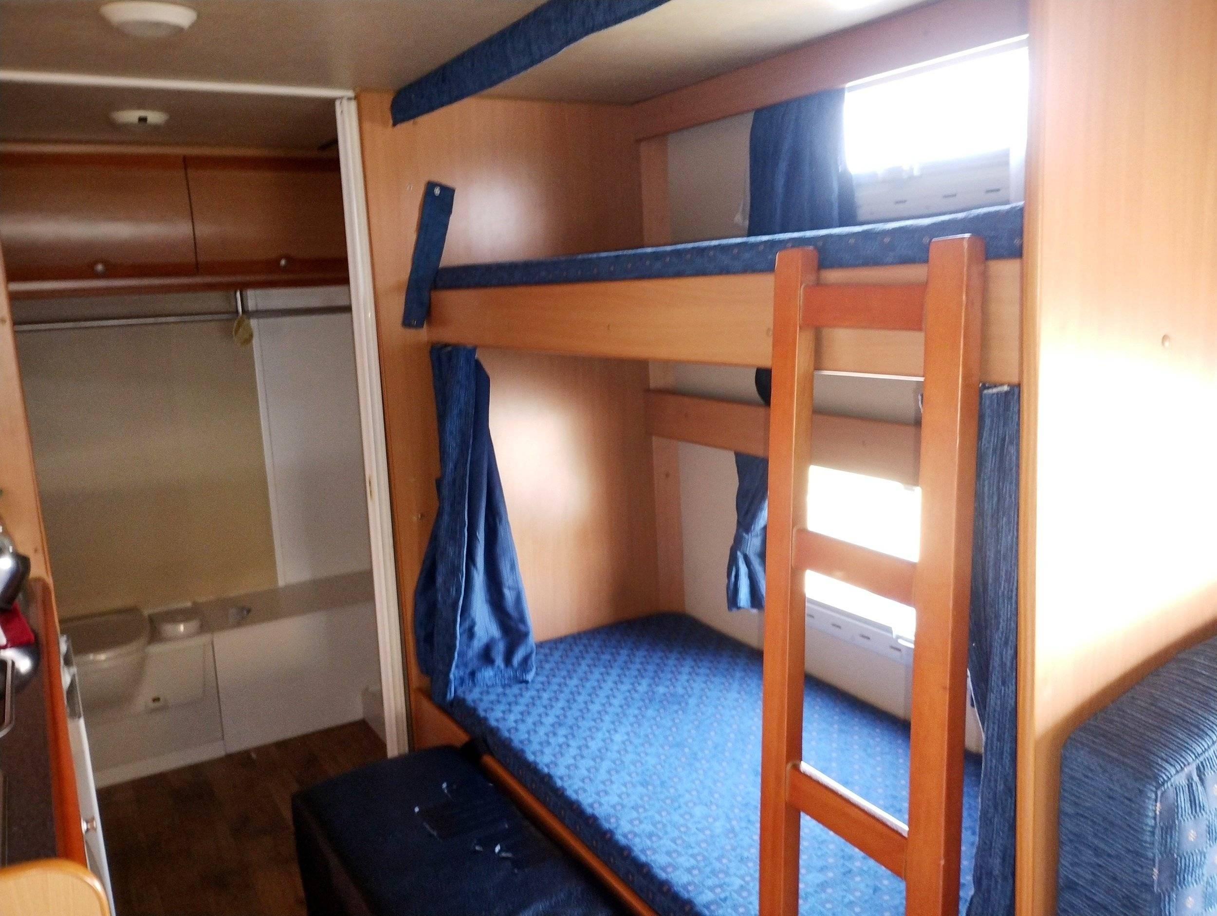 Avin Douro  Avin Douro 