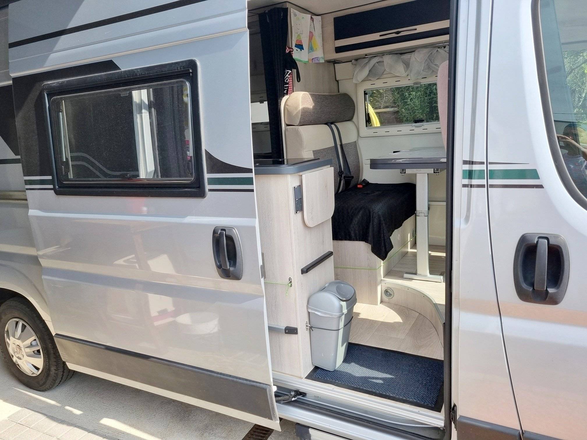 Font Vendôme Leader Van Duo