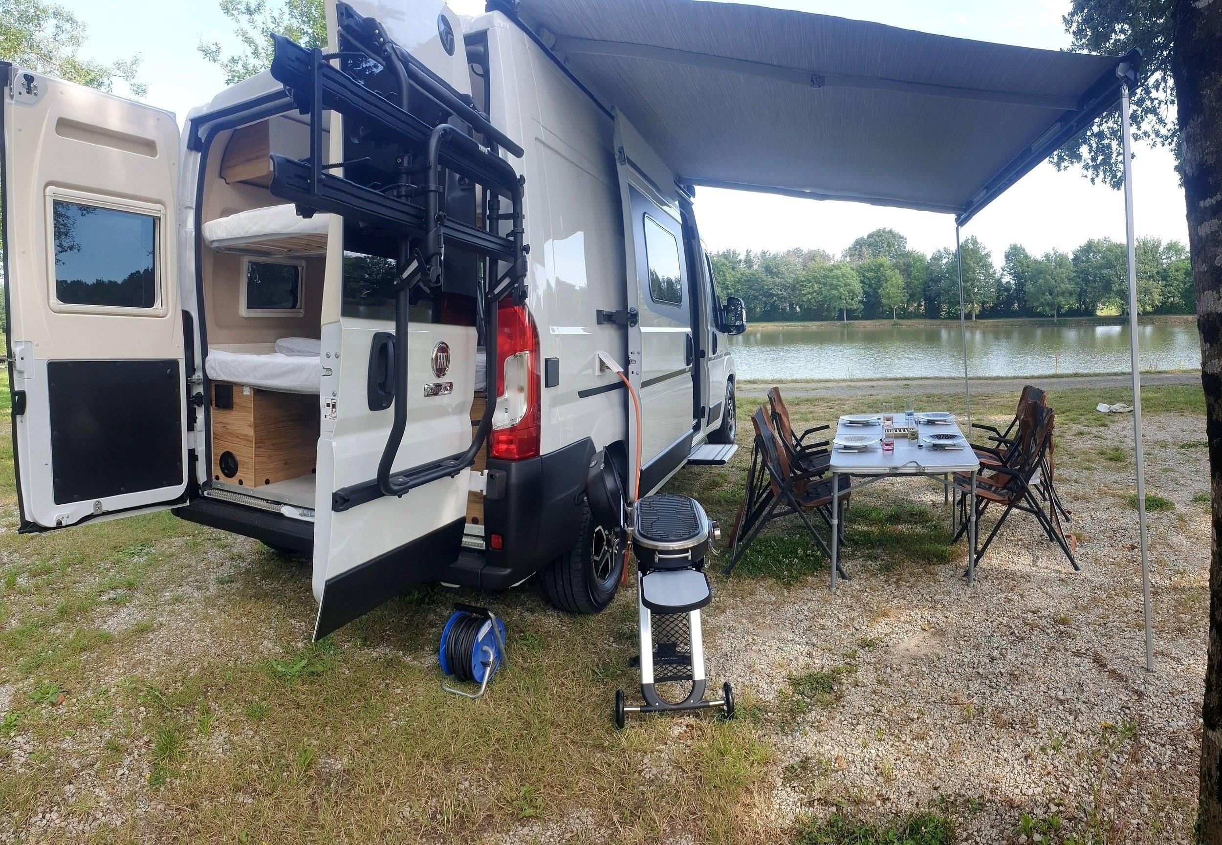 Font Vendôme font vendôme leader camp