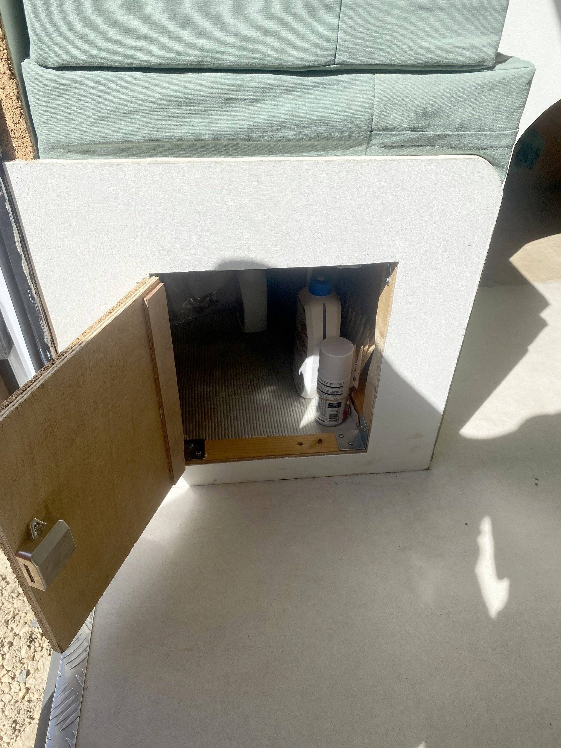 Laure’D FORD TRANSIT