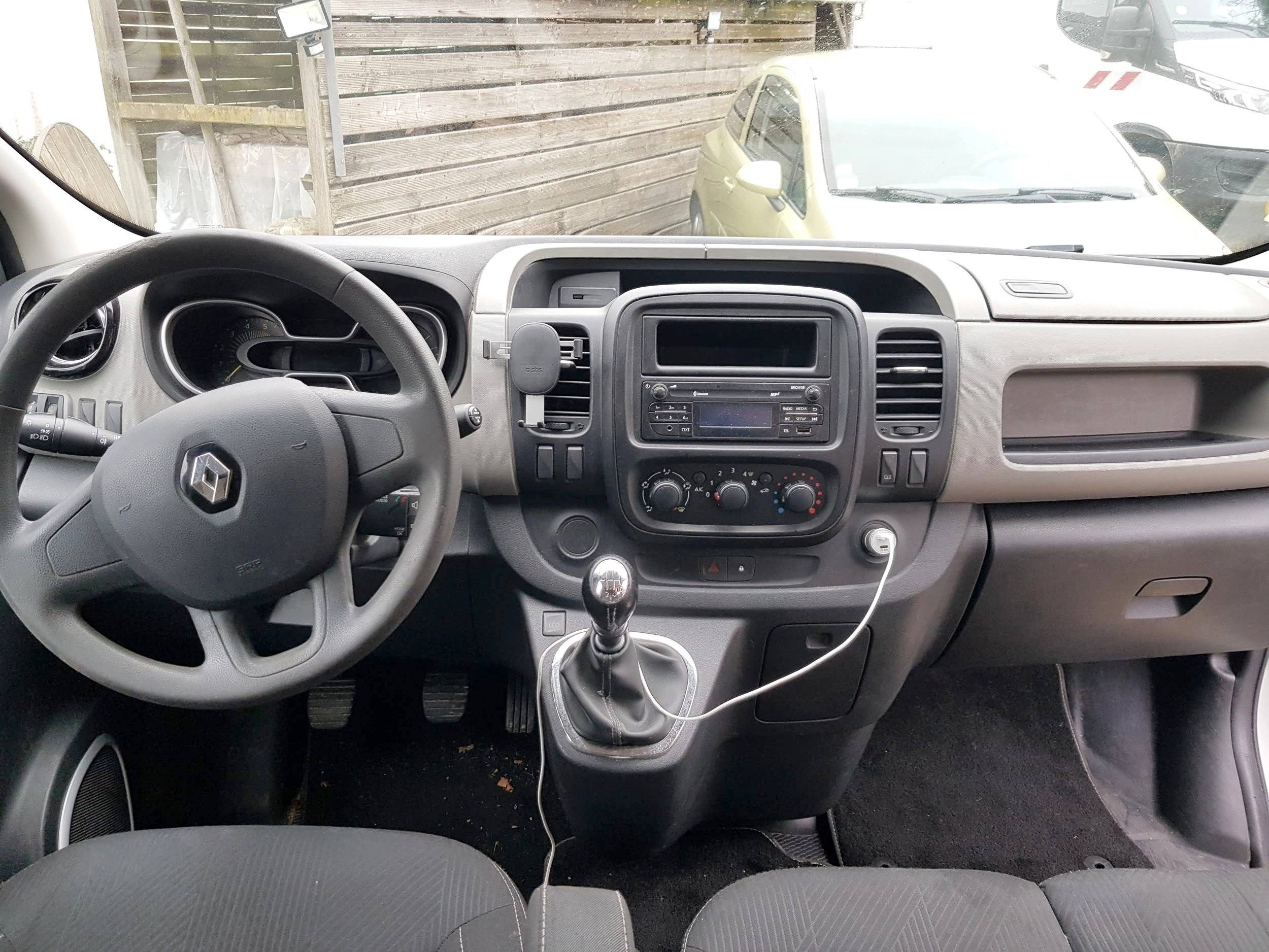 3 C Cartier/Brisebras Atalante