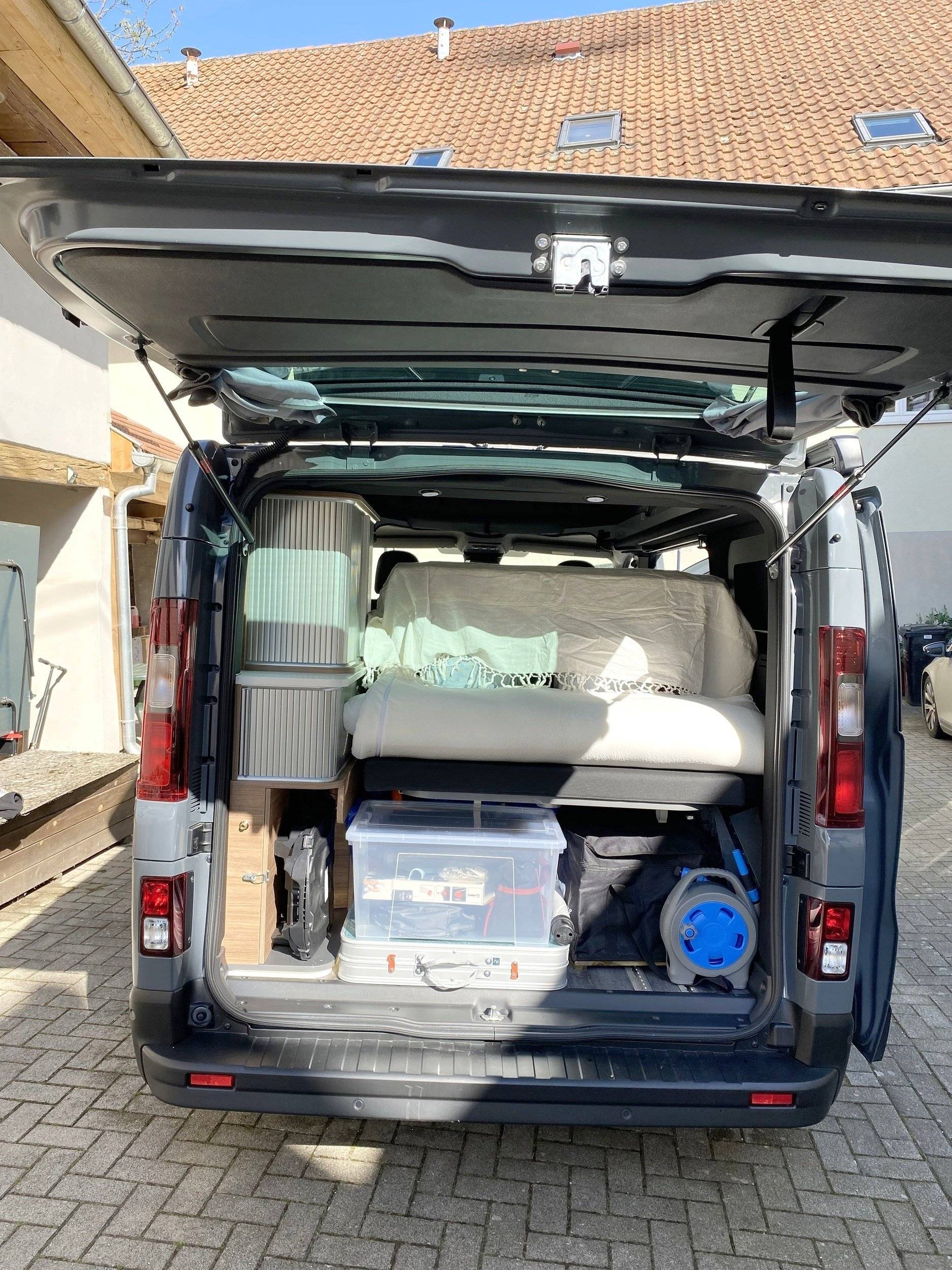 Pilote Renault Trafic