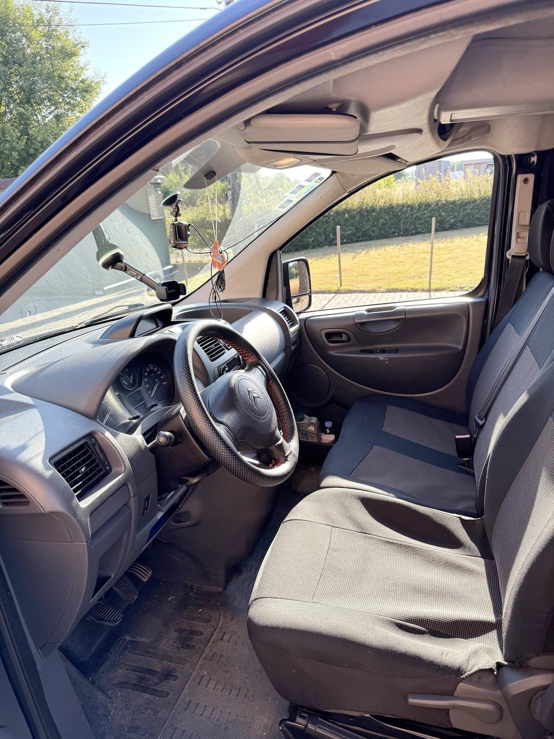 Eethoek Citroën Jumpy 2,2 l 120 ch - Yescapa