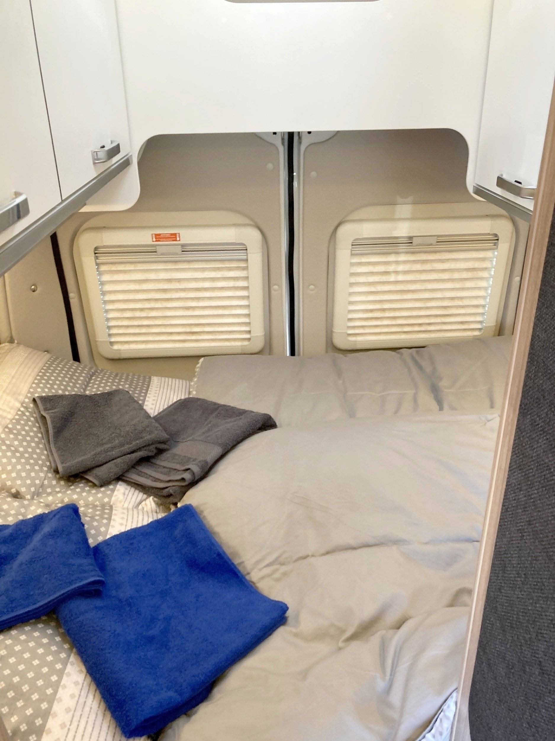 Weinsberg CaraBus  600 MQH- rooftop Air-con