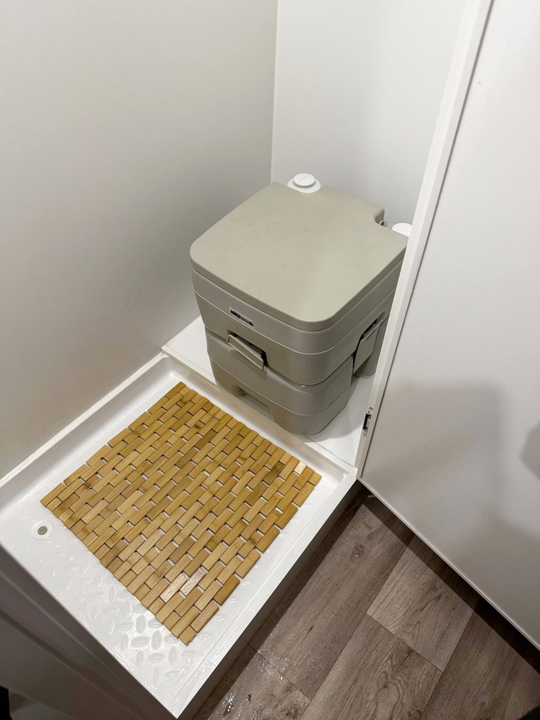 Adria Jumper 1,6 l Blue HDI 95 ch