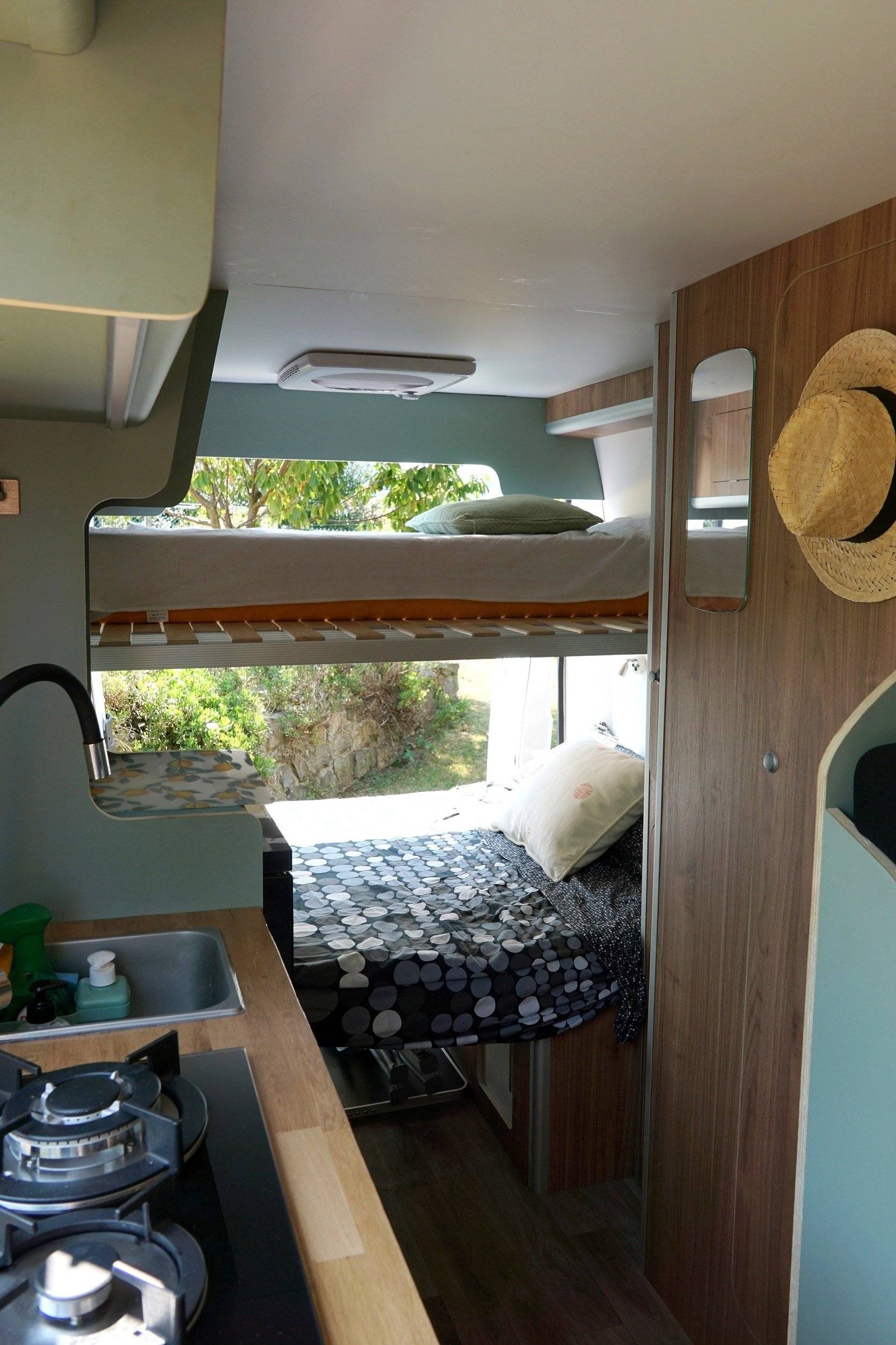 Plazas en cama Fiat Ducato 140 cv - Yescapa