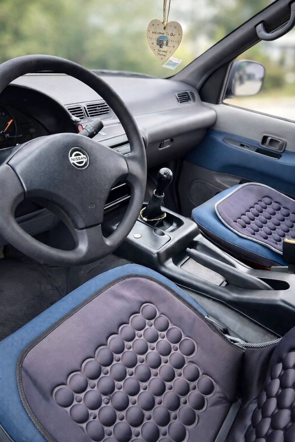 Poste de conduite Nissan Nissan Vanette - Yescapa