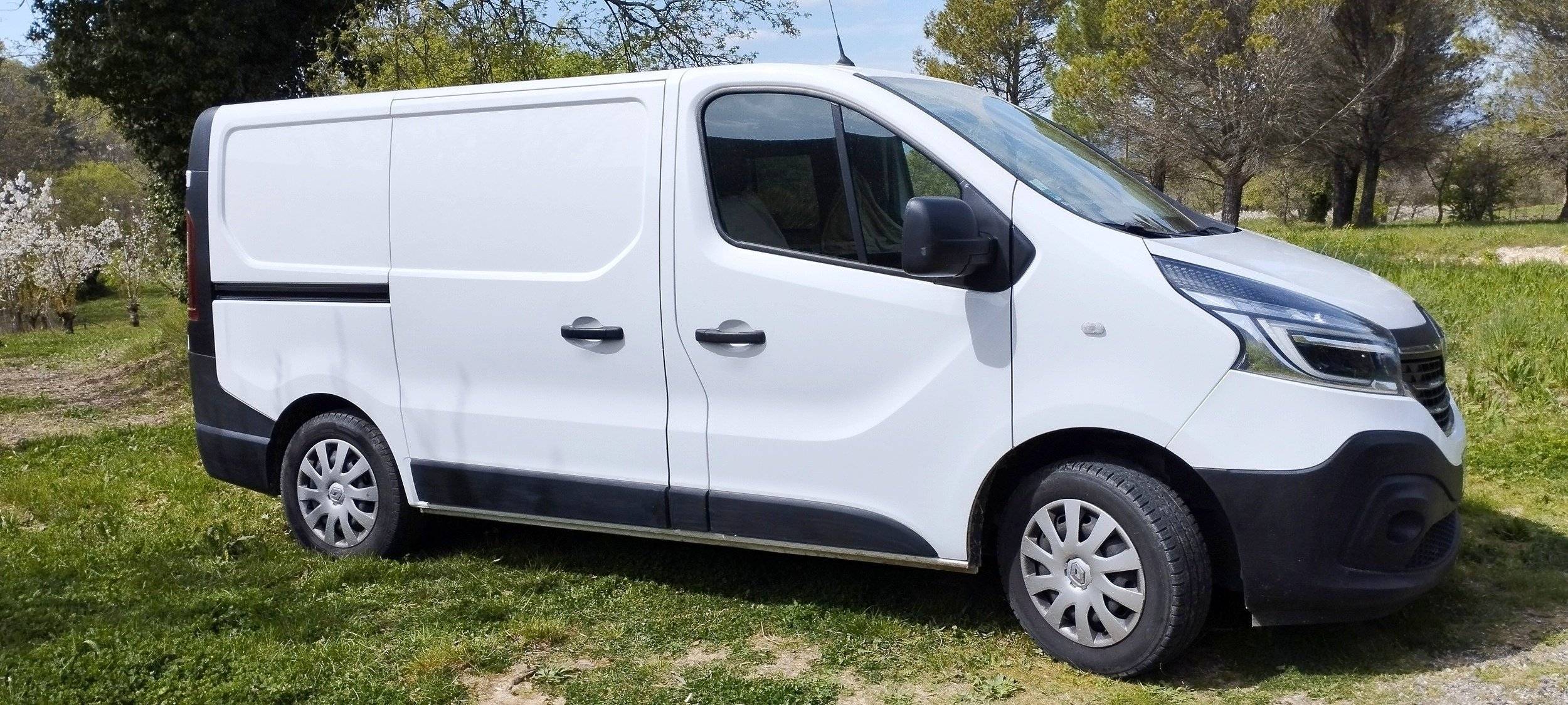 . TRAFIC III L1H1 ("Grand confort")