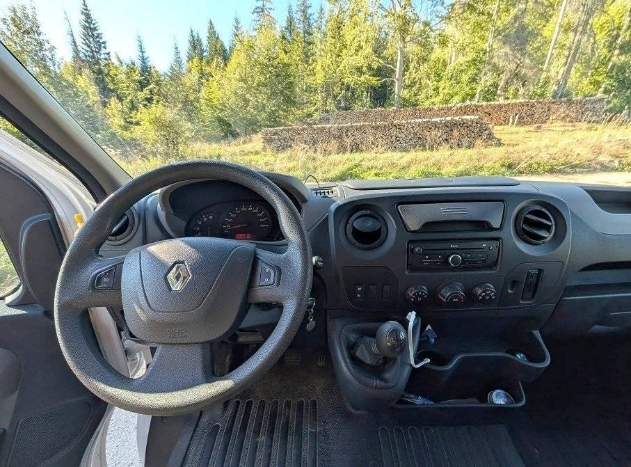 Renault 2,3 l 125 ch