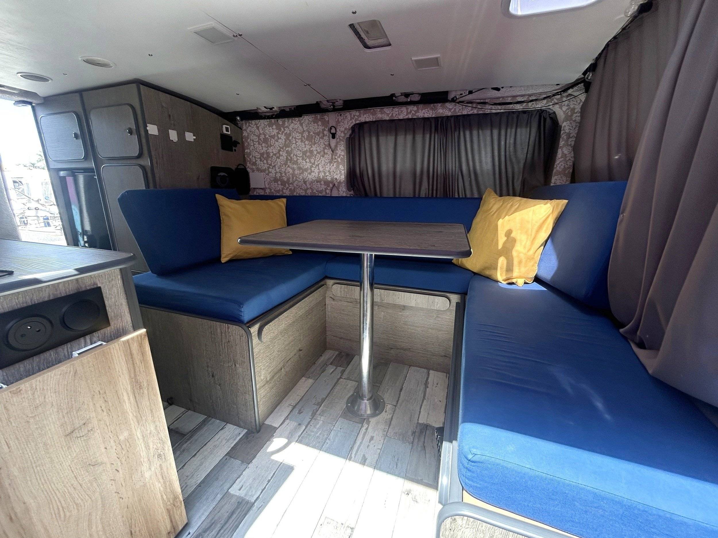 Renault Trafic3 L2H1 1,6 l 140 ch