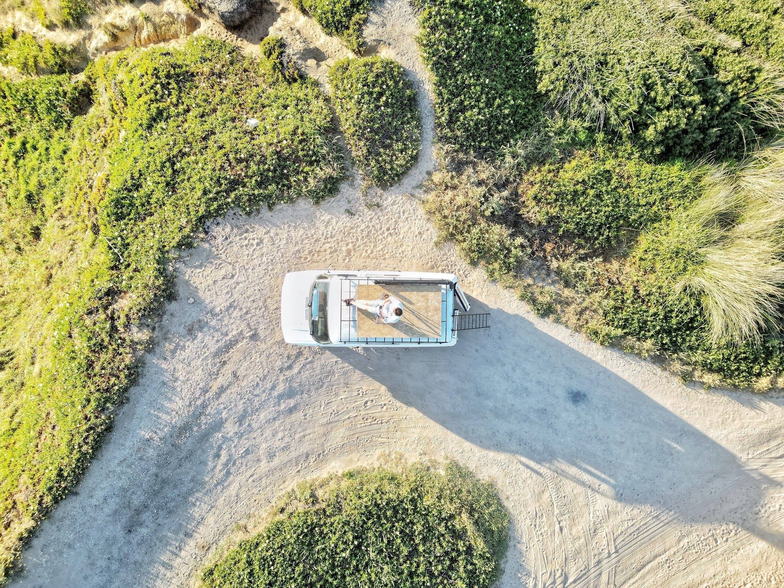 Car Caravane Ford transit