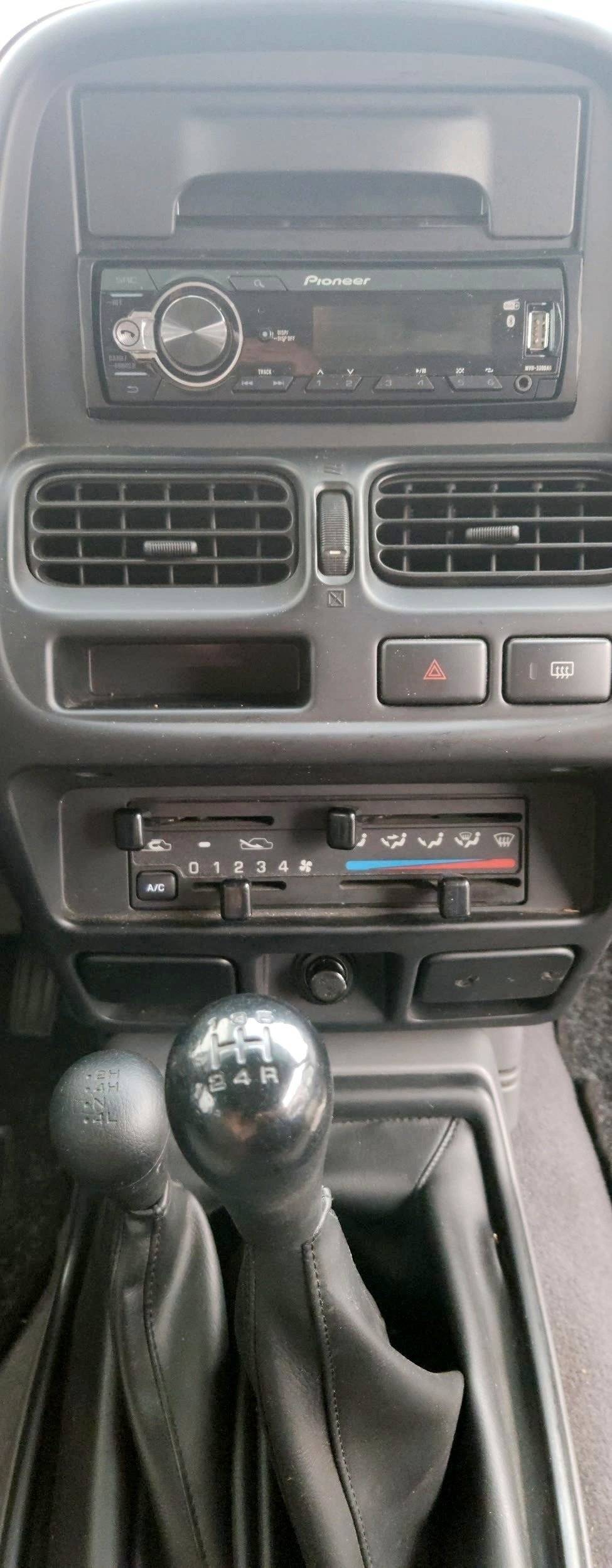 Schlafplätze Nissan pick up - Yescapa