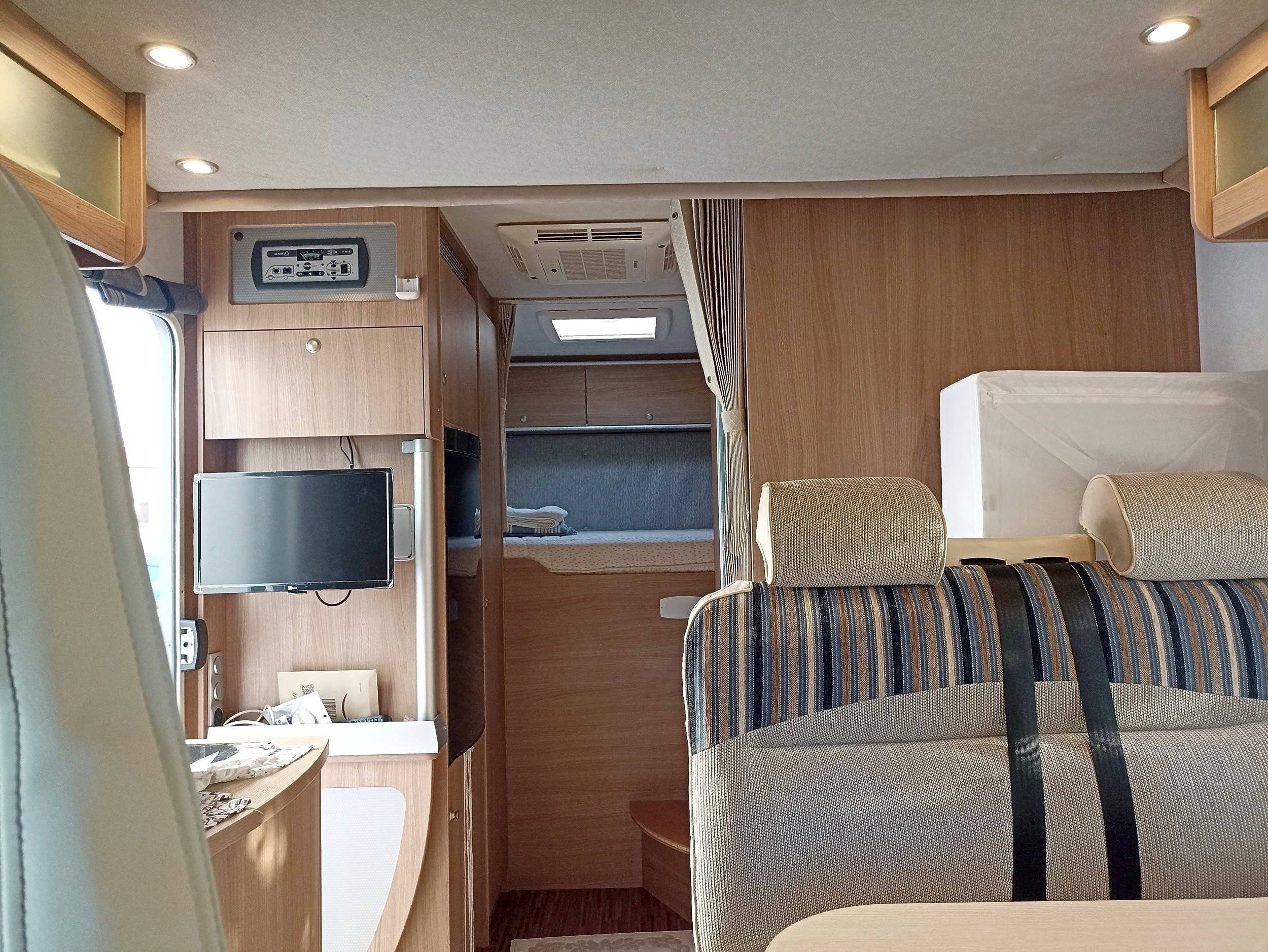 llits Fiat Ducato 120 Multijet - Yescapa