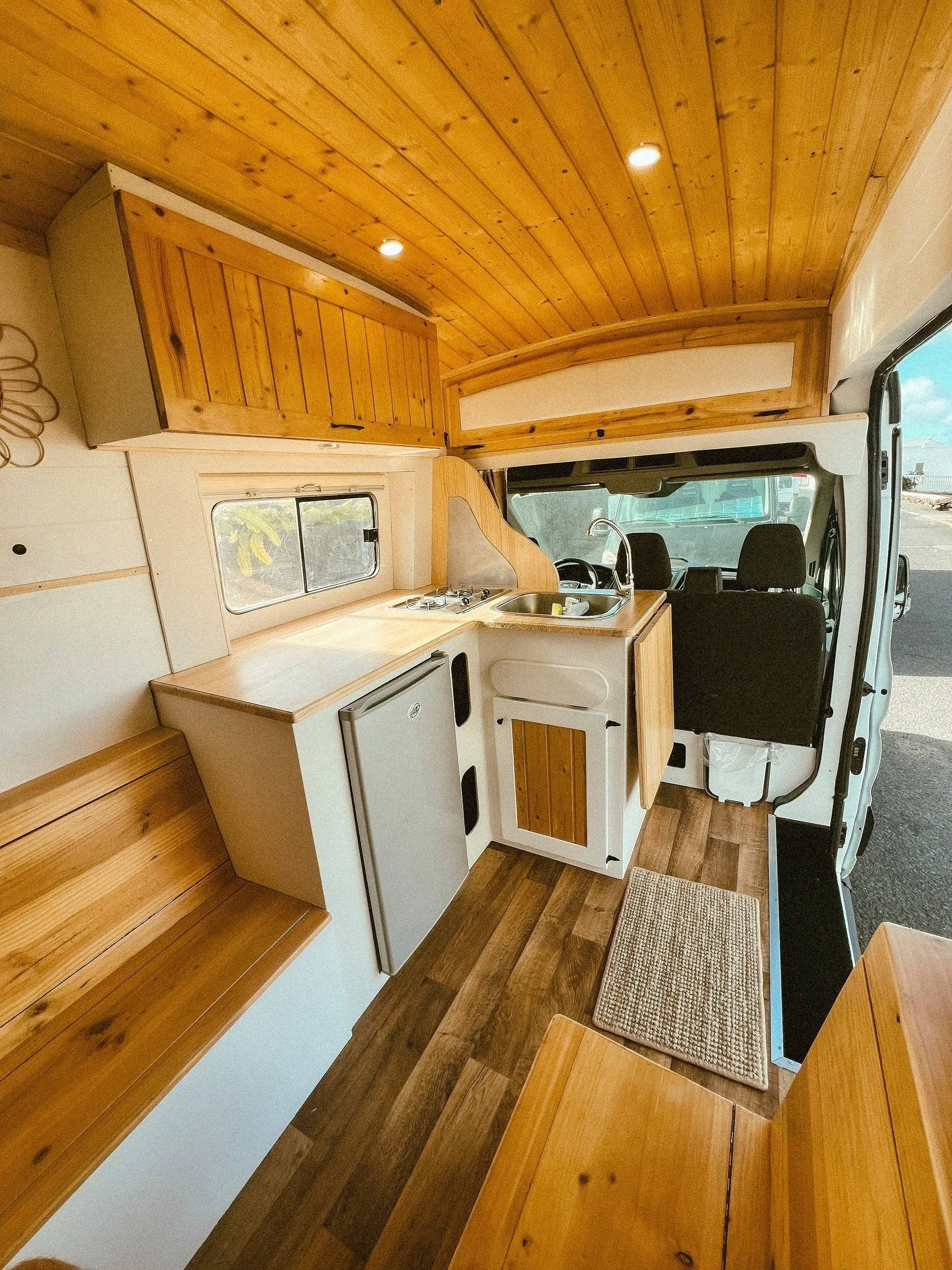 Ford Transit 2,4 l TDCi 140 ch.