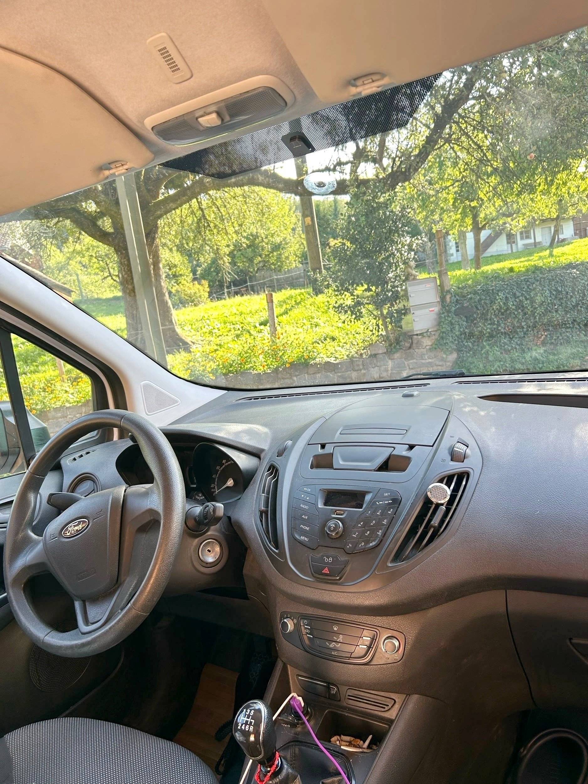 Bestuurderplaats Ford Transit connect - Yescapa