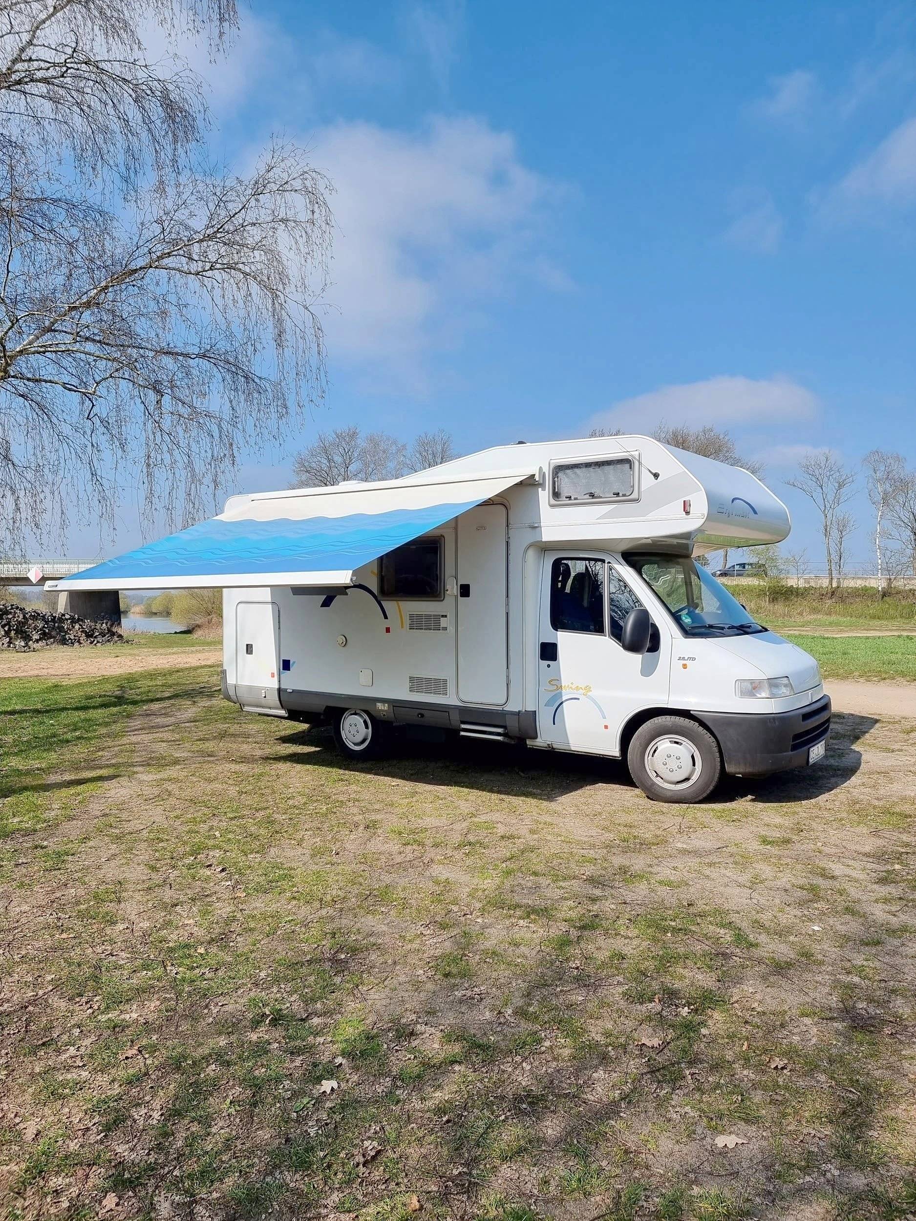 Hymercar Campswing 594